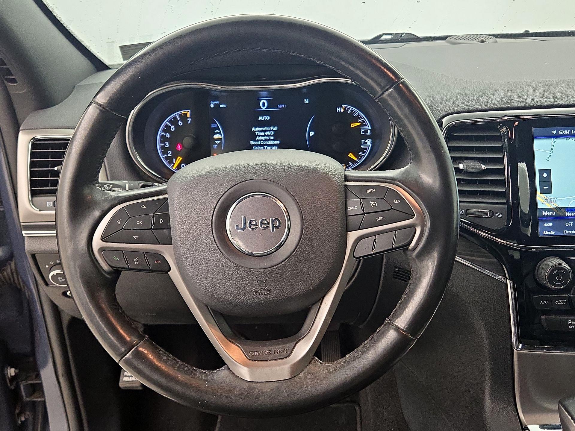 Thumbnail: 2019 Jeep Grand Cherokee - 10