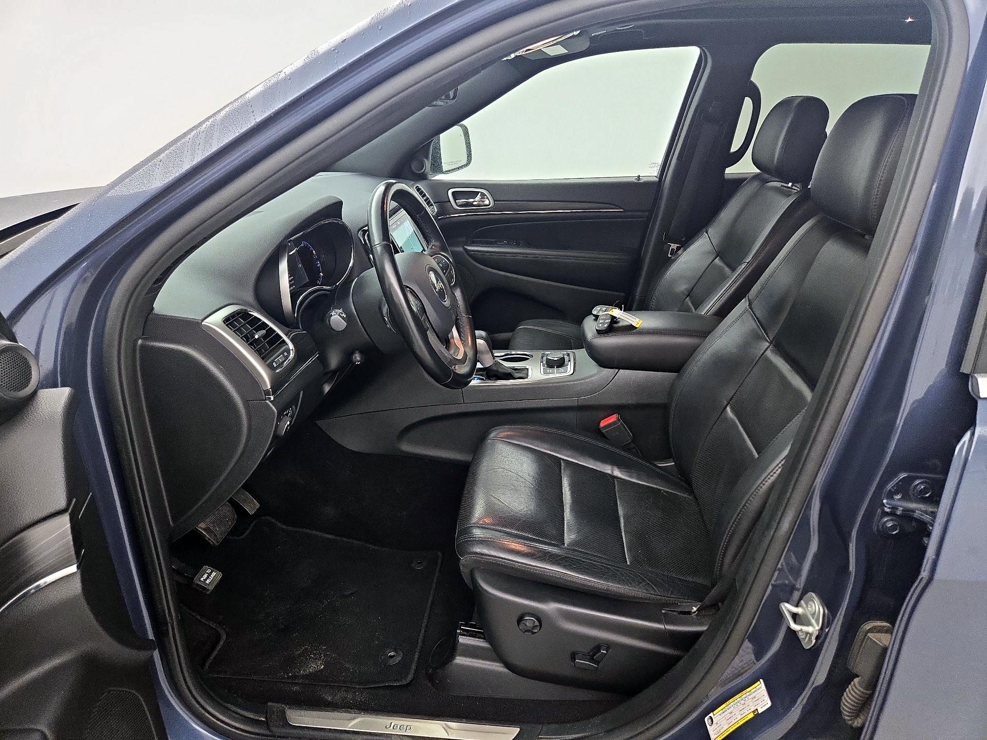 Thumbnail: 2019 Jeep Grand Cherokee - 11