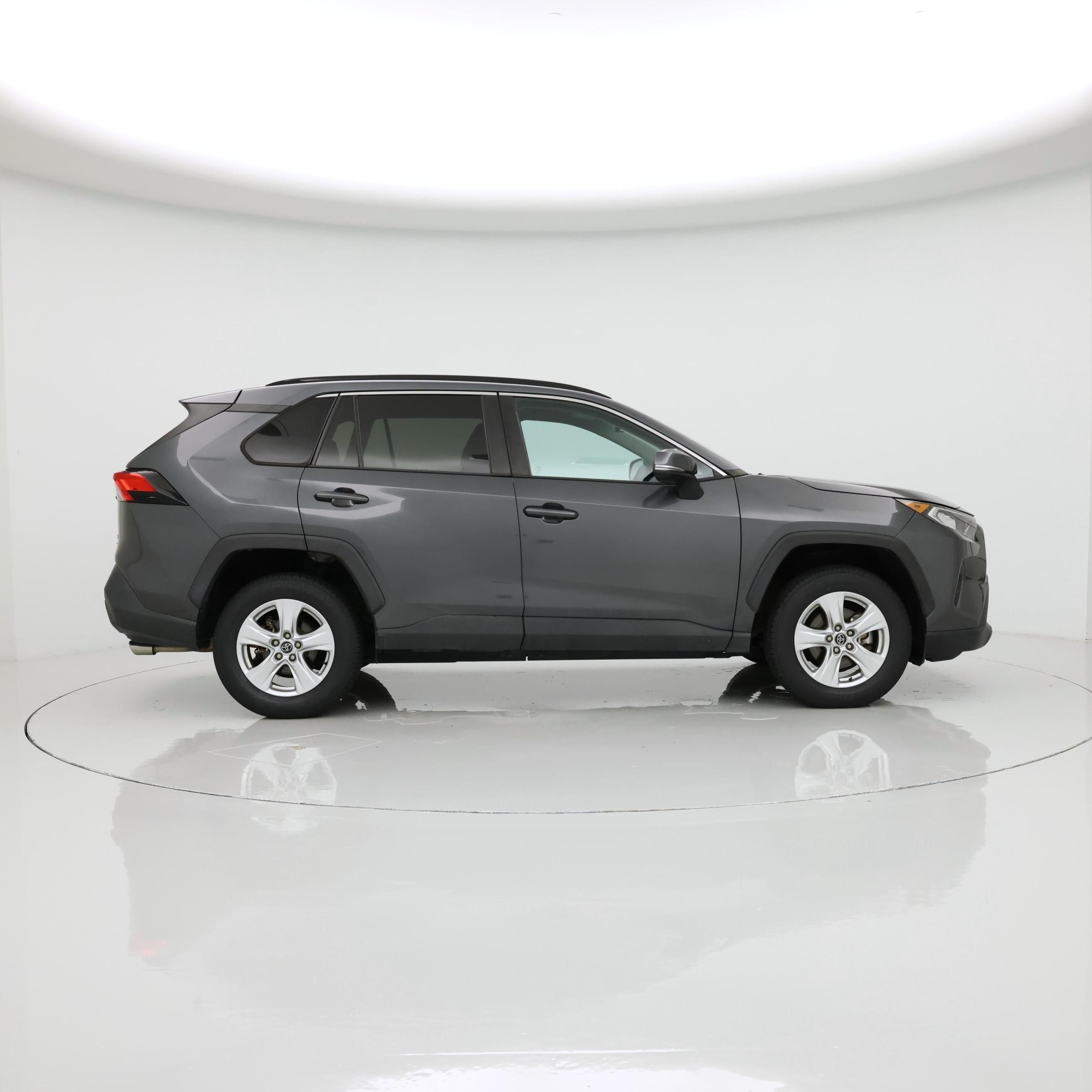 Thumbnail: 2020 Toyota RAV4 - 7