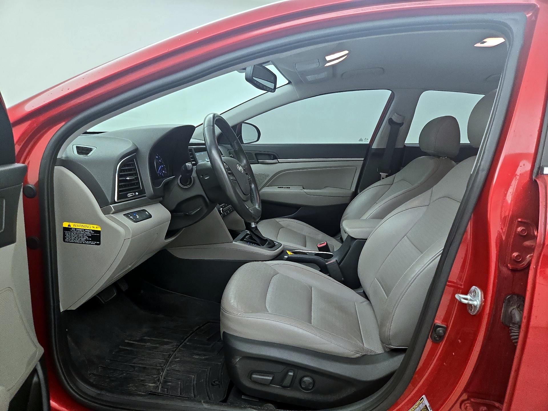 Thumbnail: 2017 Hyundai Elantra - 11