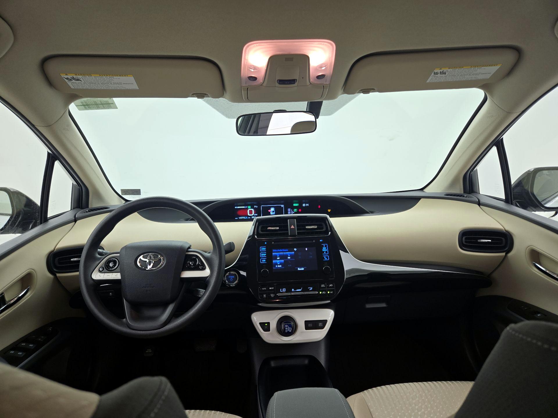 Thumbnail: 2016 Toyota Prius - 9