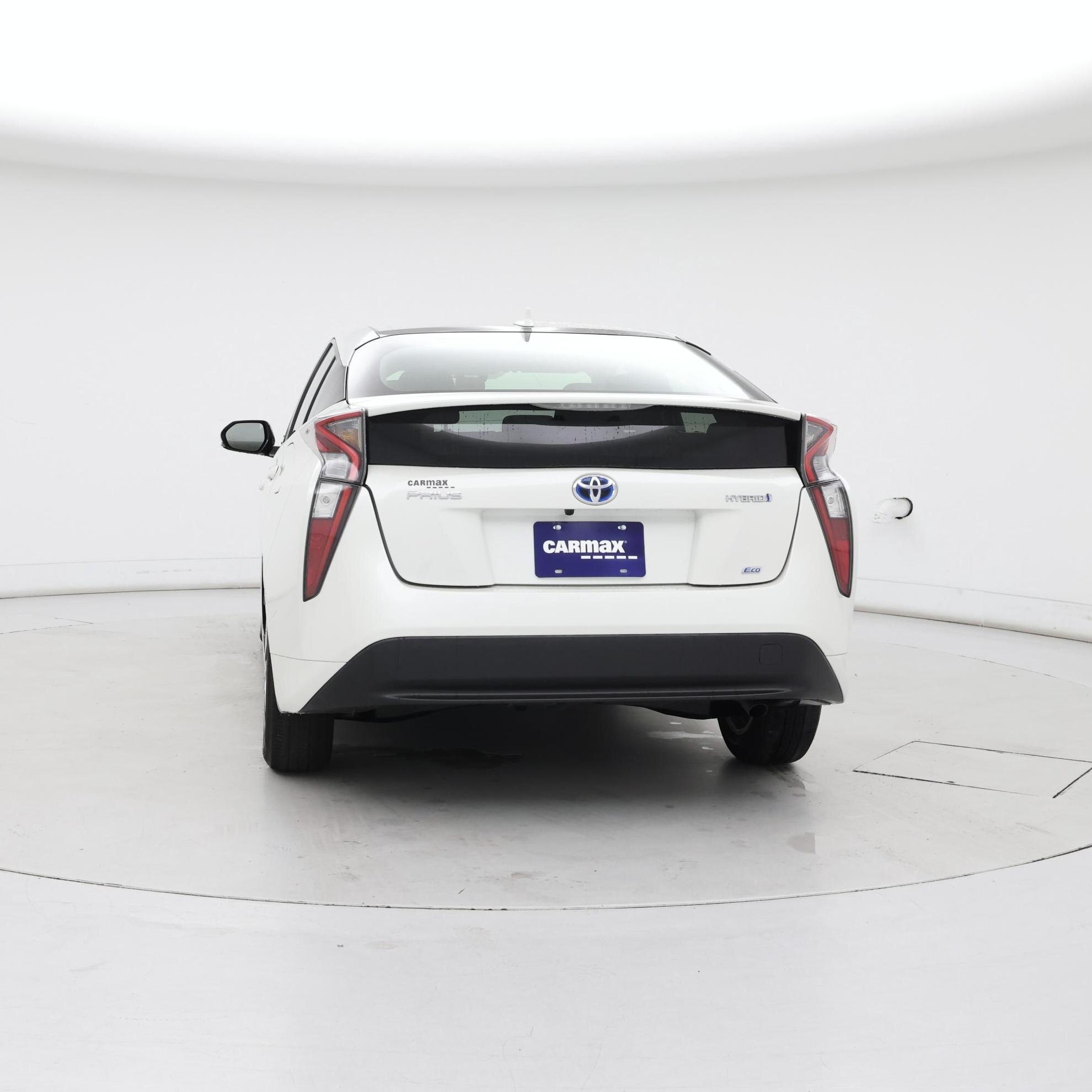 Thumbnail: 2016 Toyota Prius - 6