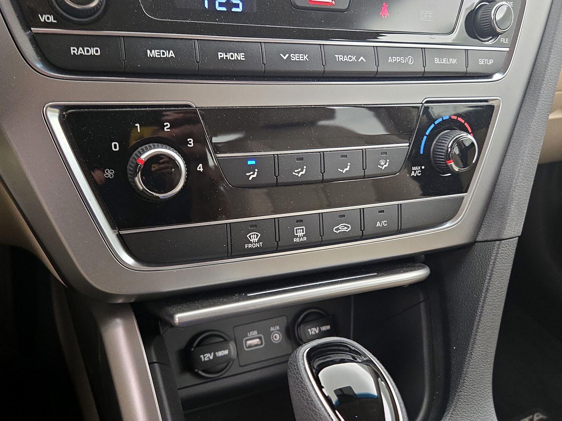 Thumbnail: 2017 Hyundai Sonata - 16