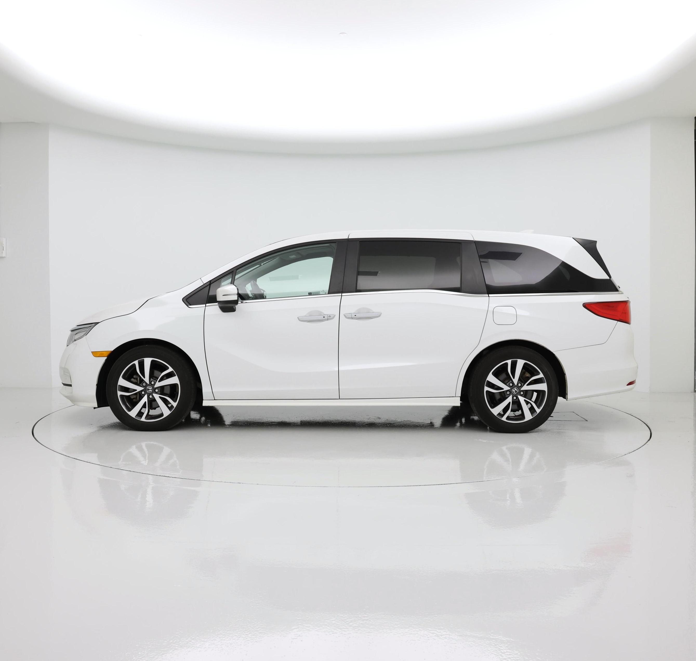 Thumbnail: 2023 Honda Odyssey - 3