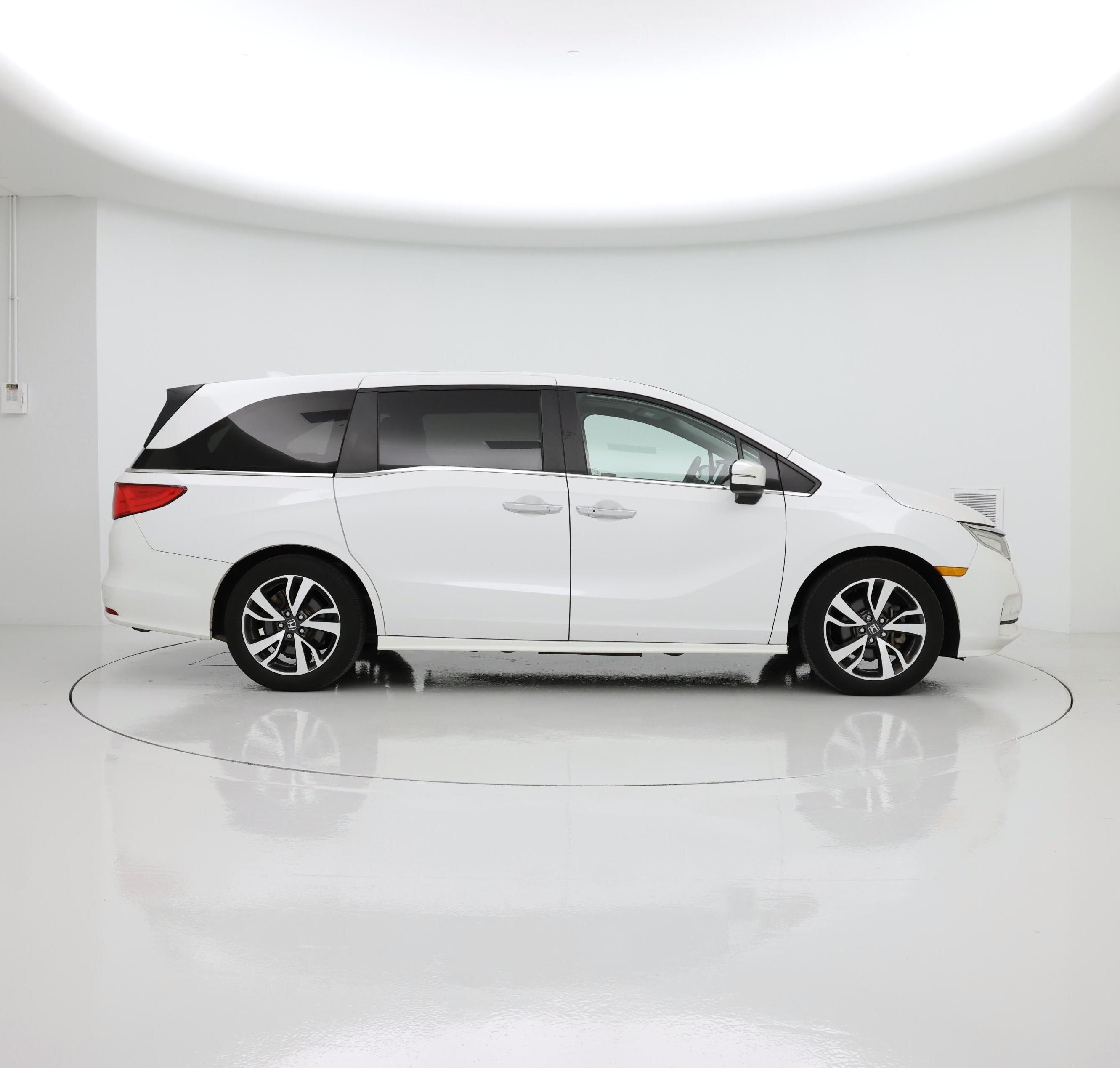 Thumbnail: 2023 Honda Odyssey - 7