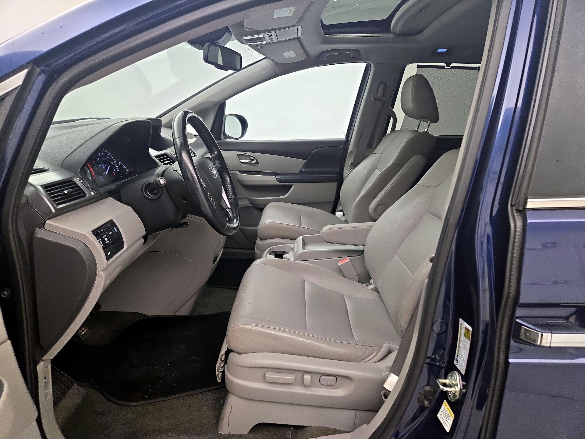 Thumbnail: 2014 Honda Odyssey - 11