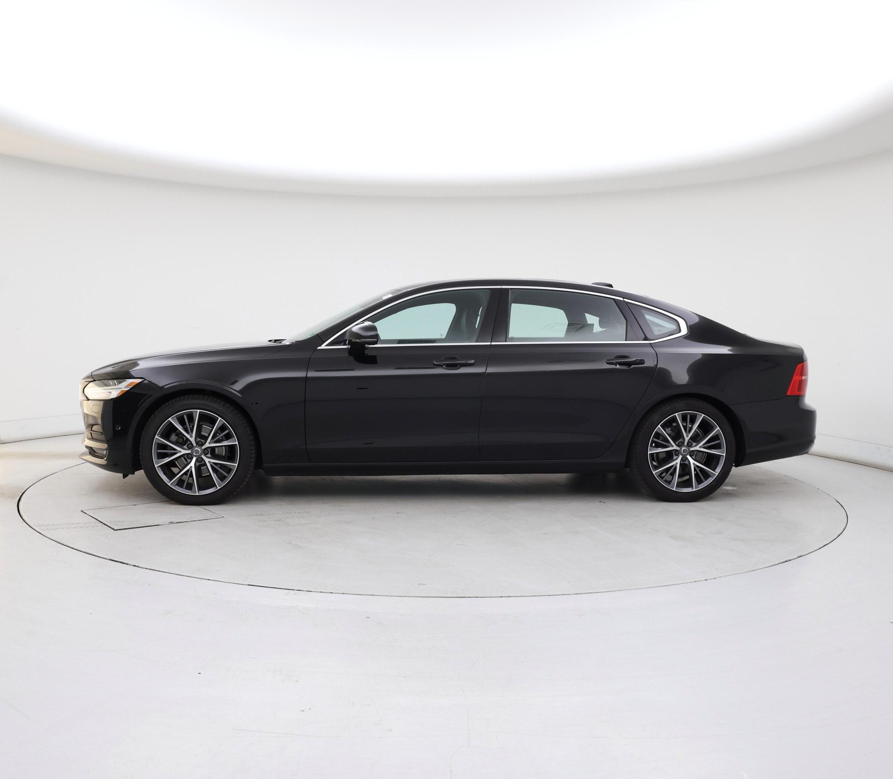 Thumbnail: 2018 Volvo S90 - 3