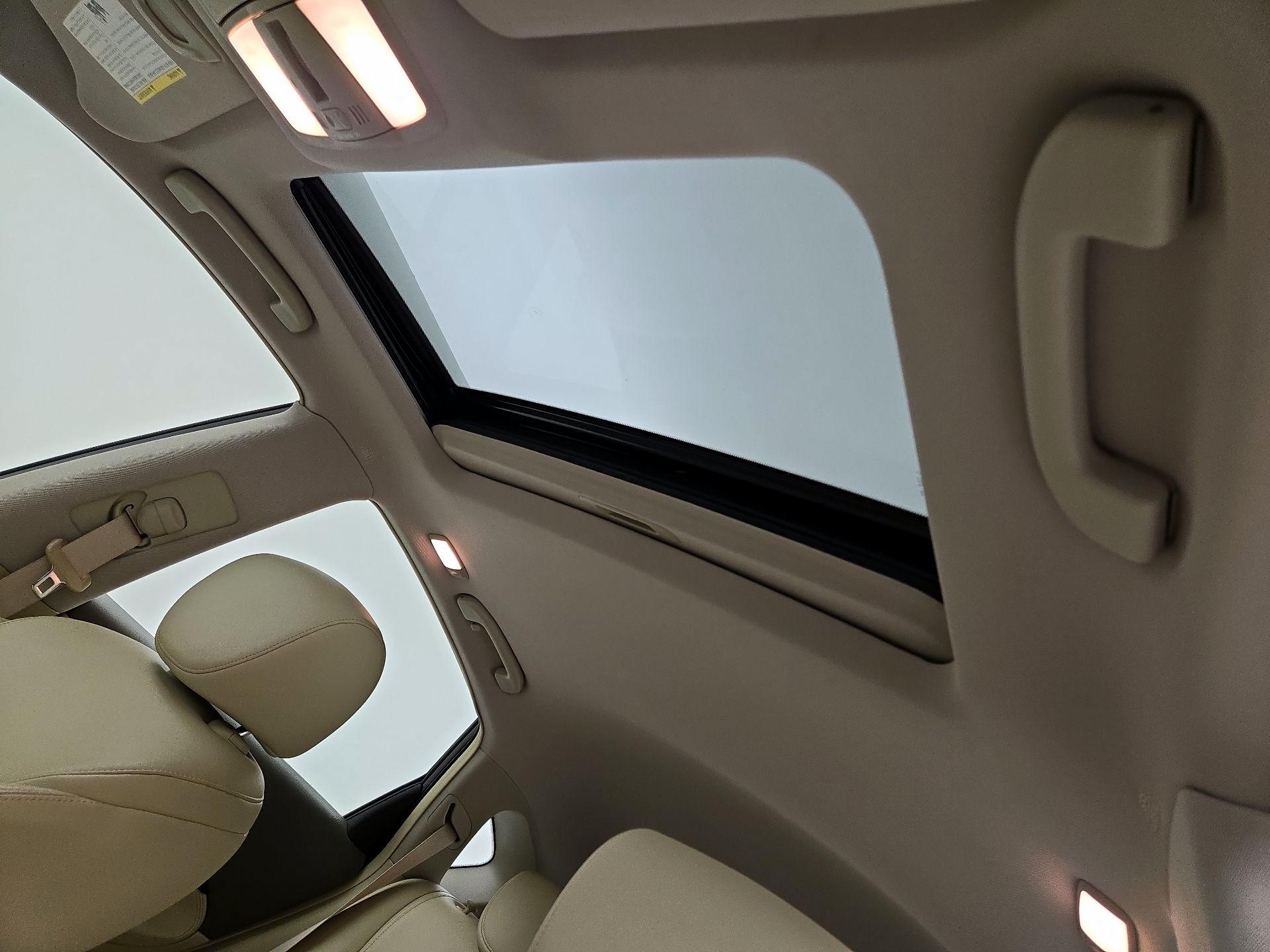 Thumbnail: 2015 INFINITI QX50 - 20