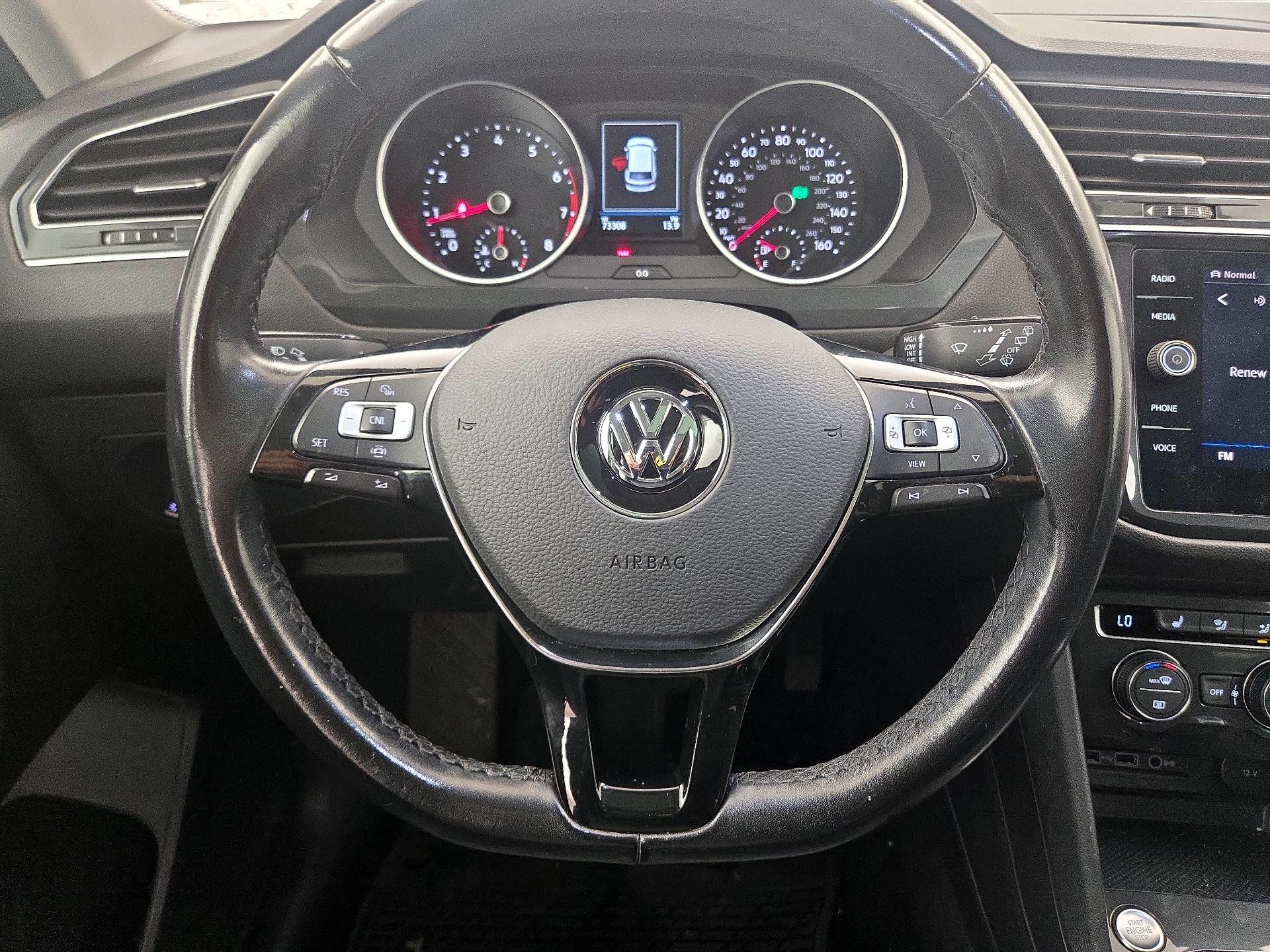 Thumbnail: 2019 Volkswagen Tiguan - 10