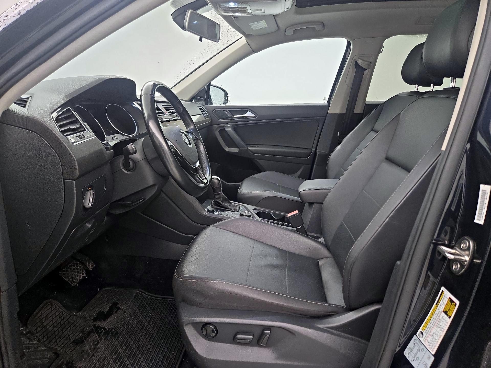 Thumbnail: 2019 Volkswagen Tiguan - 11