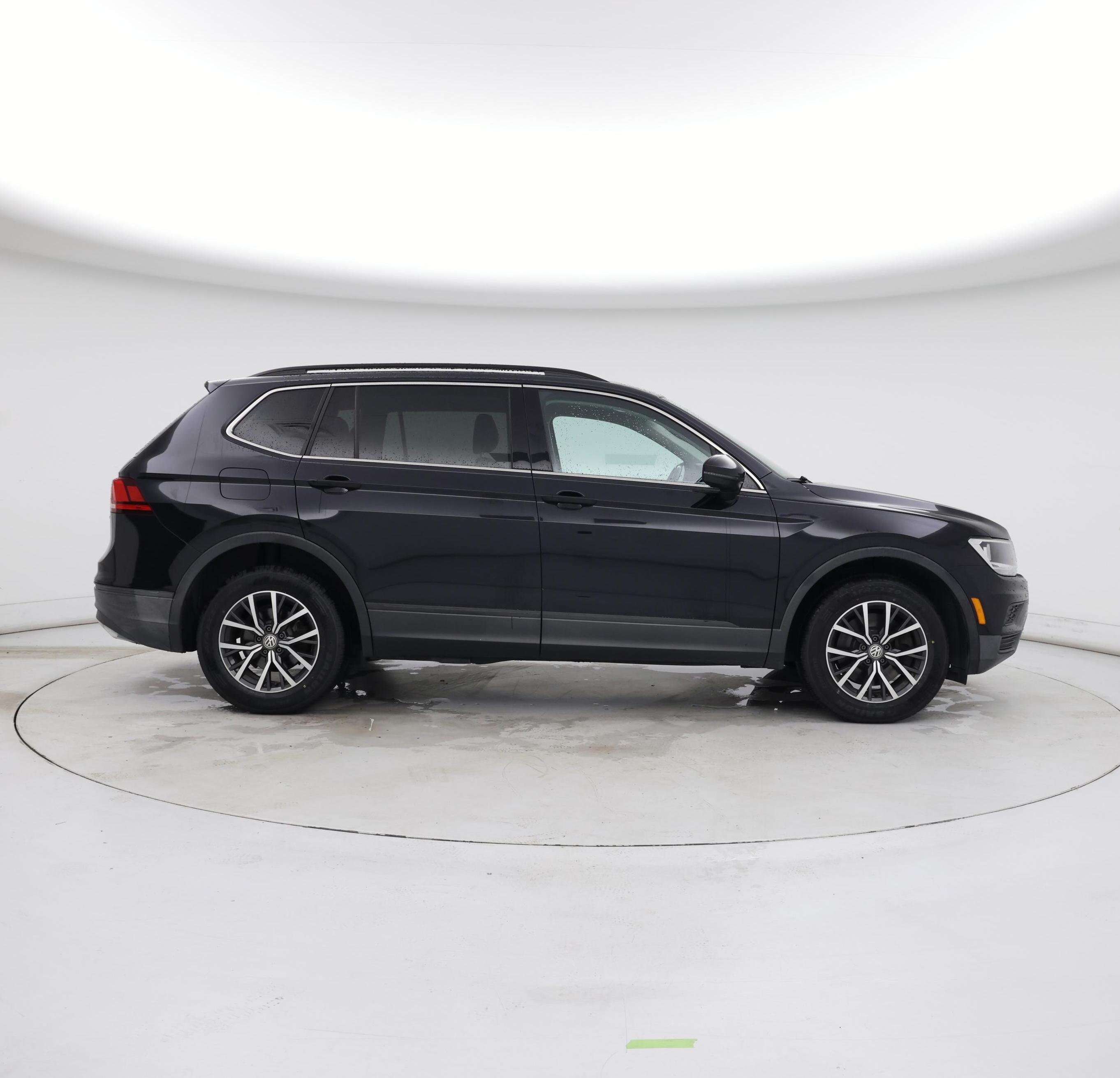 Thumbnail: 2019 Volkswagen Tiguan - 7