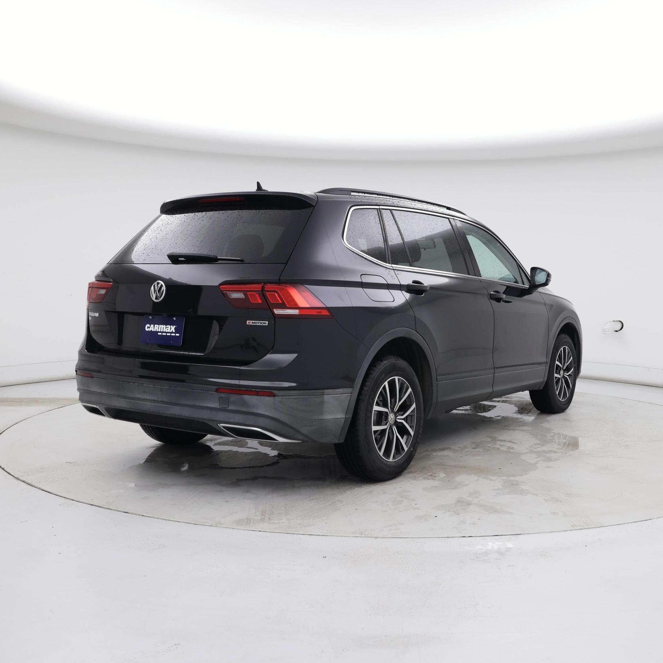 Thumbnail: 2019 Volkswagen Tiguan - 8