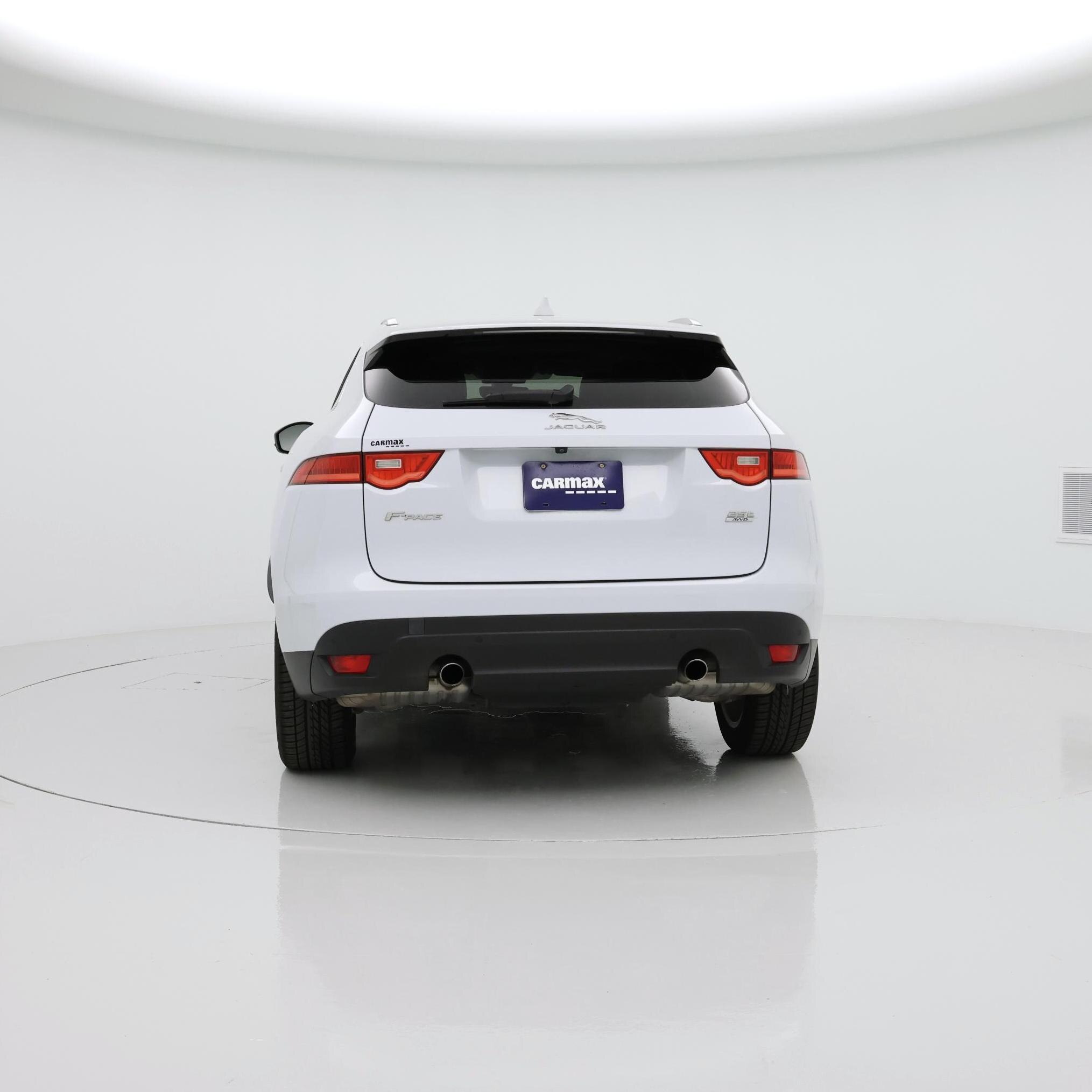 Thumbnail: 2019 Jaguar F-Pace - 6
