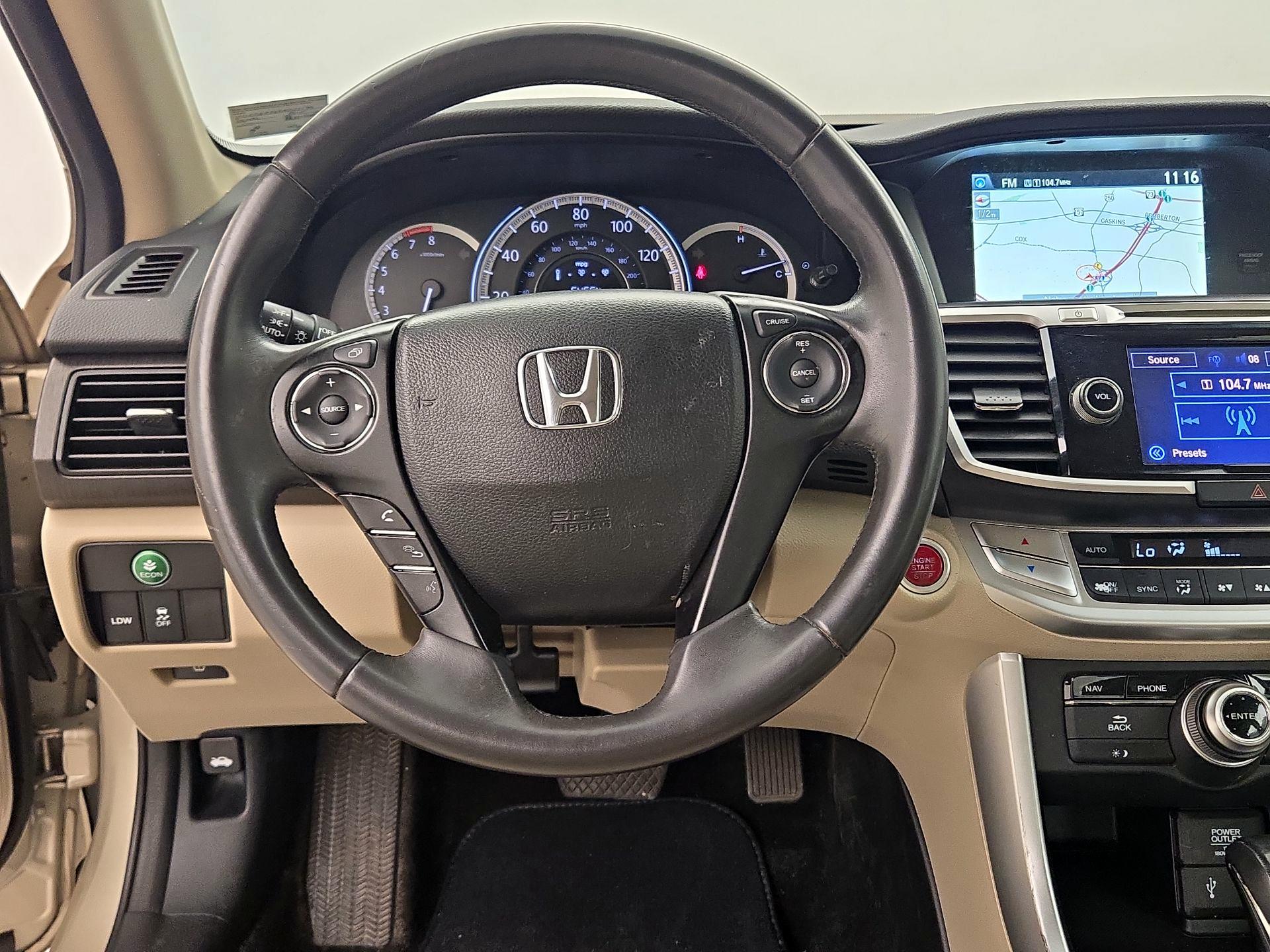 Thumbnail: 2015 Honda Accord - 10