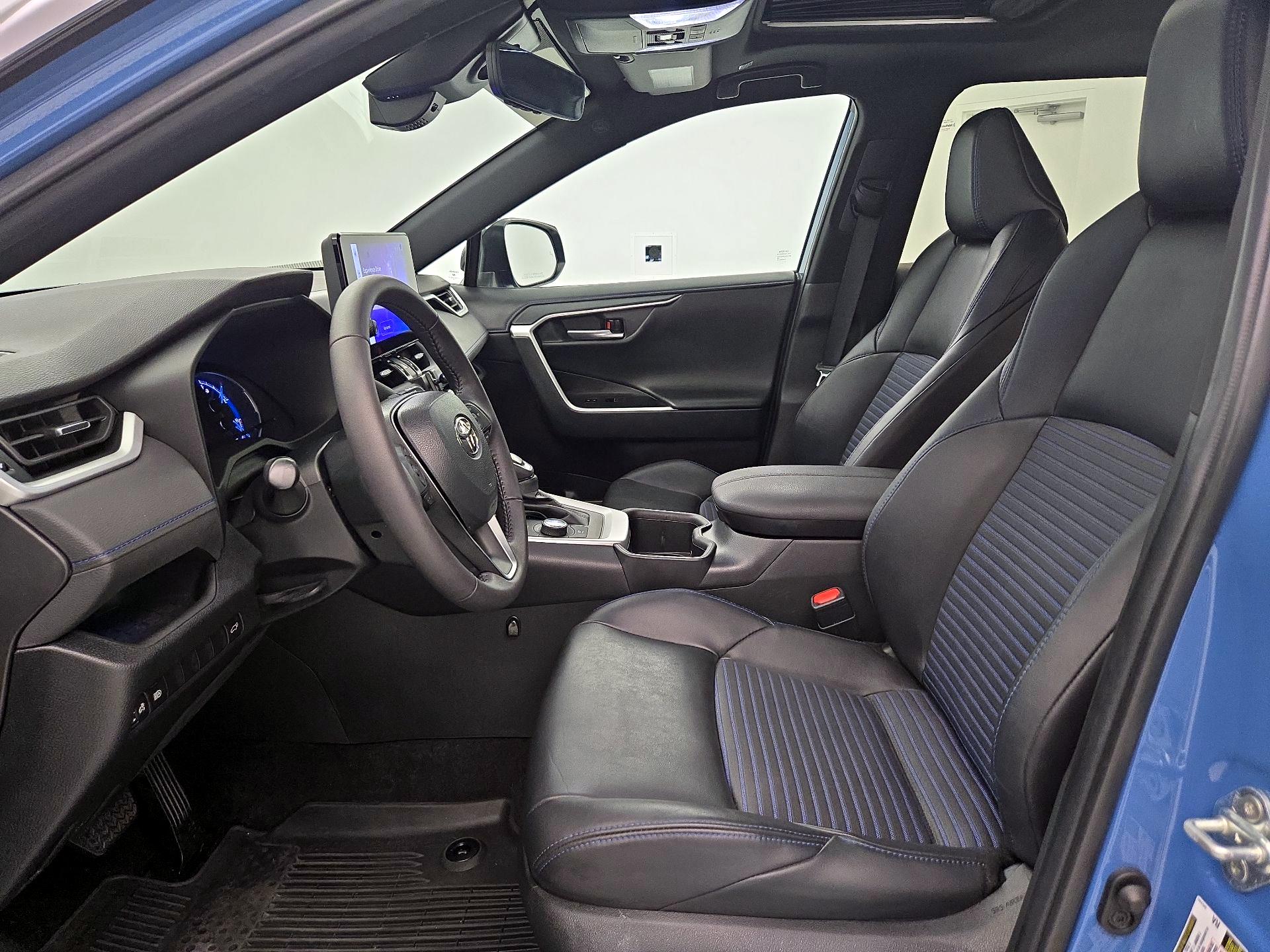 Thumbnail: 2023 Toyota RAV4 - 11