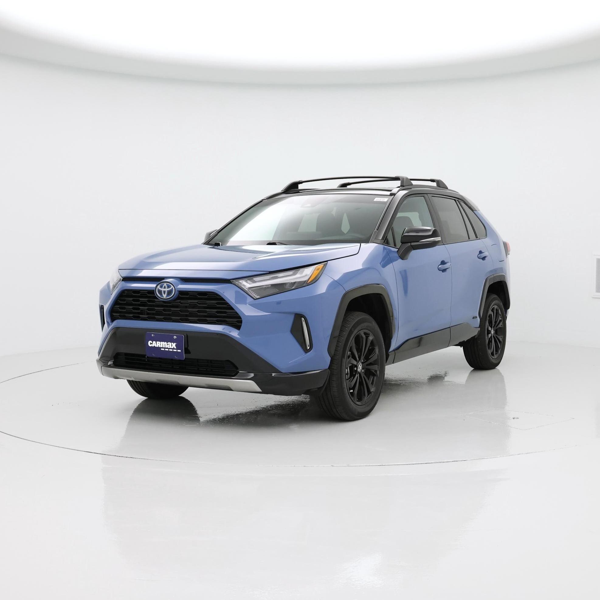 Thumbnail: 2023 Toyota RAV4 - 4