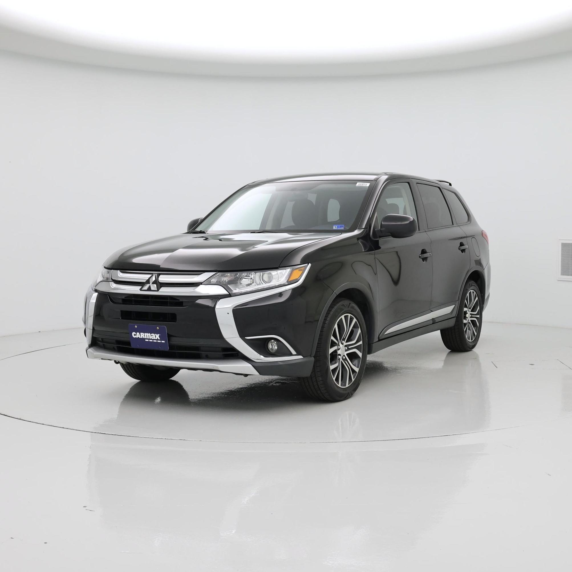 Thumbnail: 2017 Mitsubishi Outlander - 4