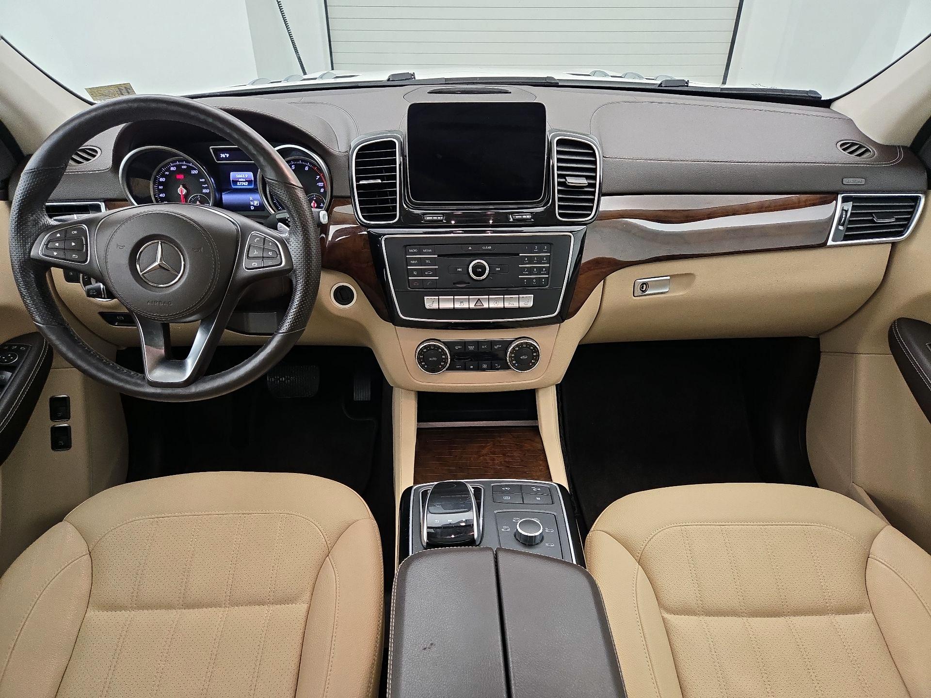 Thumbnail: 2019 Mercedes-Benz GLS - 9