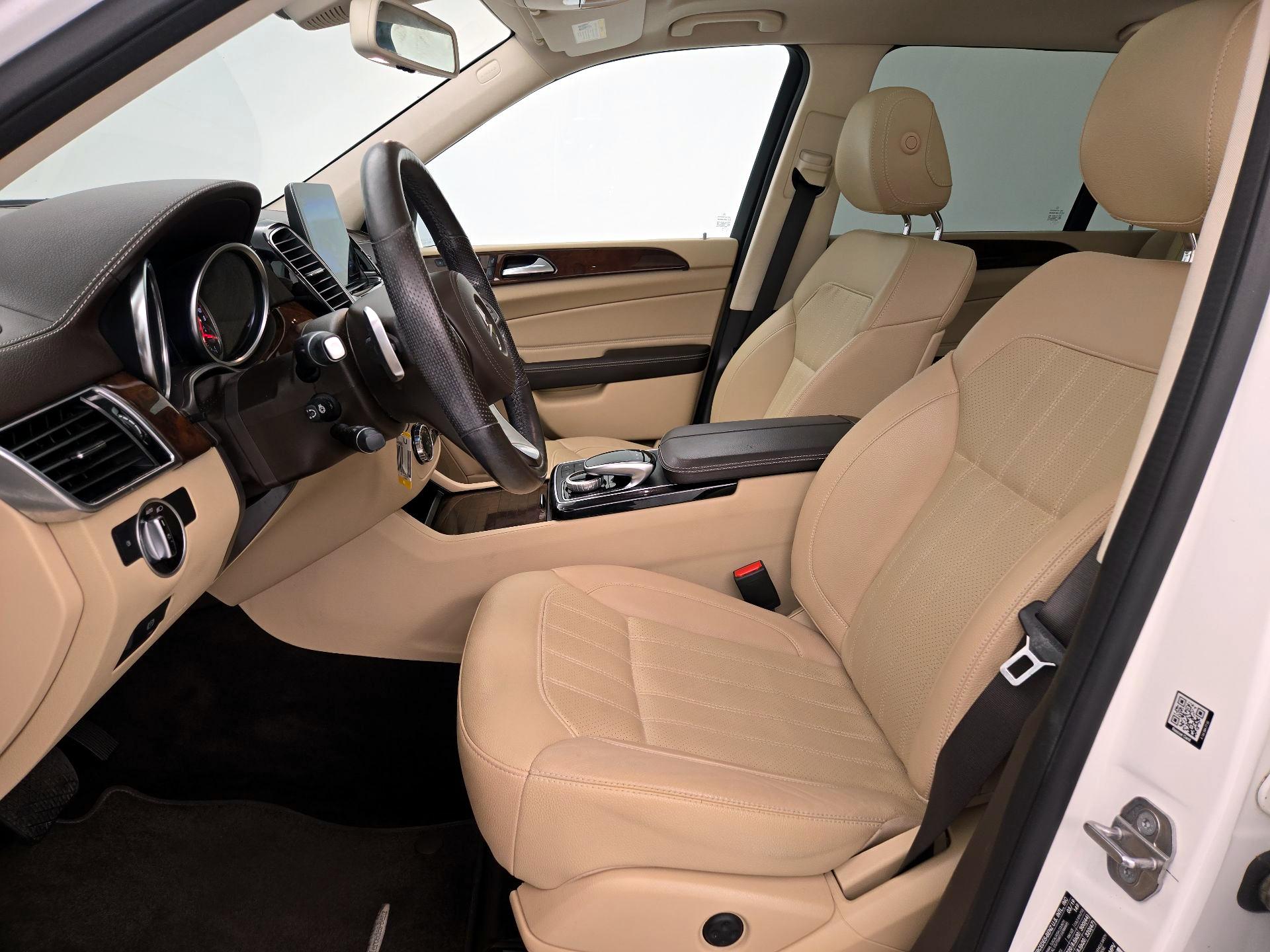 Thumbnail: 2019 Mercedes-Benz GLS - 11