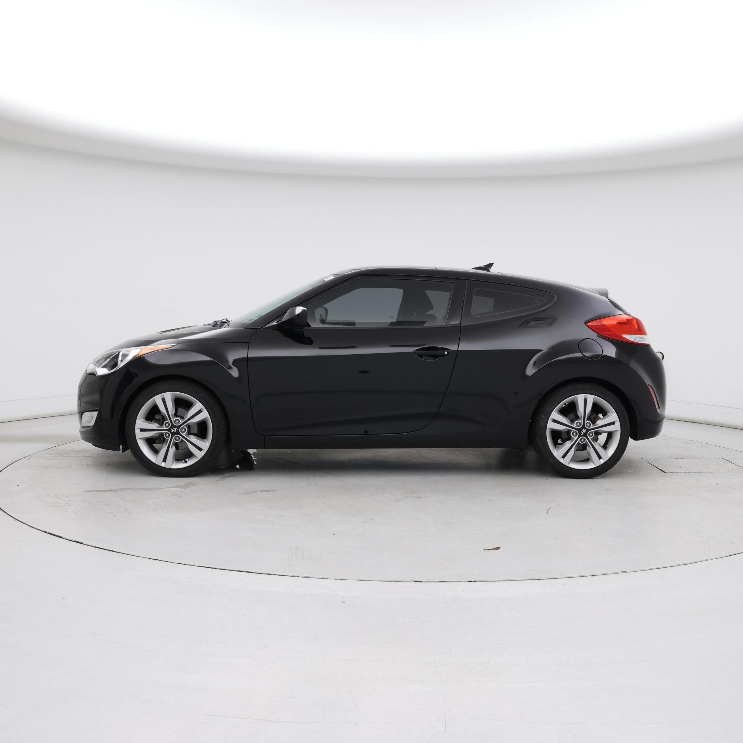 Thumbnail: 2017 Hyundai Veloster - 3