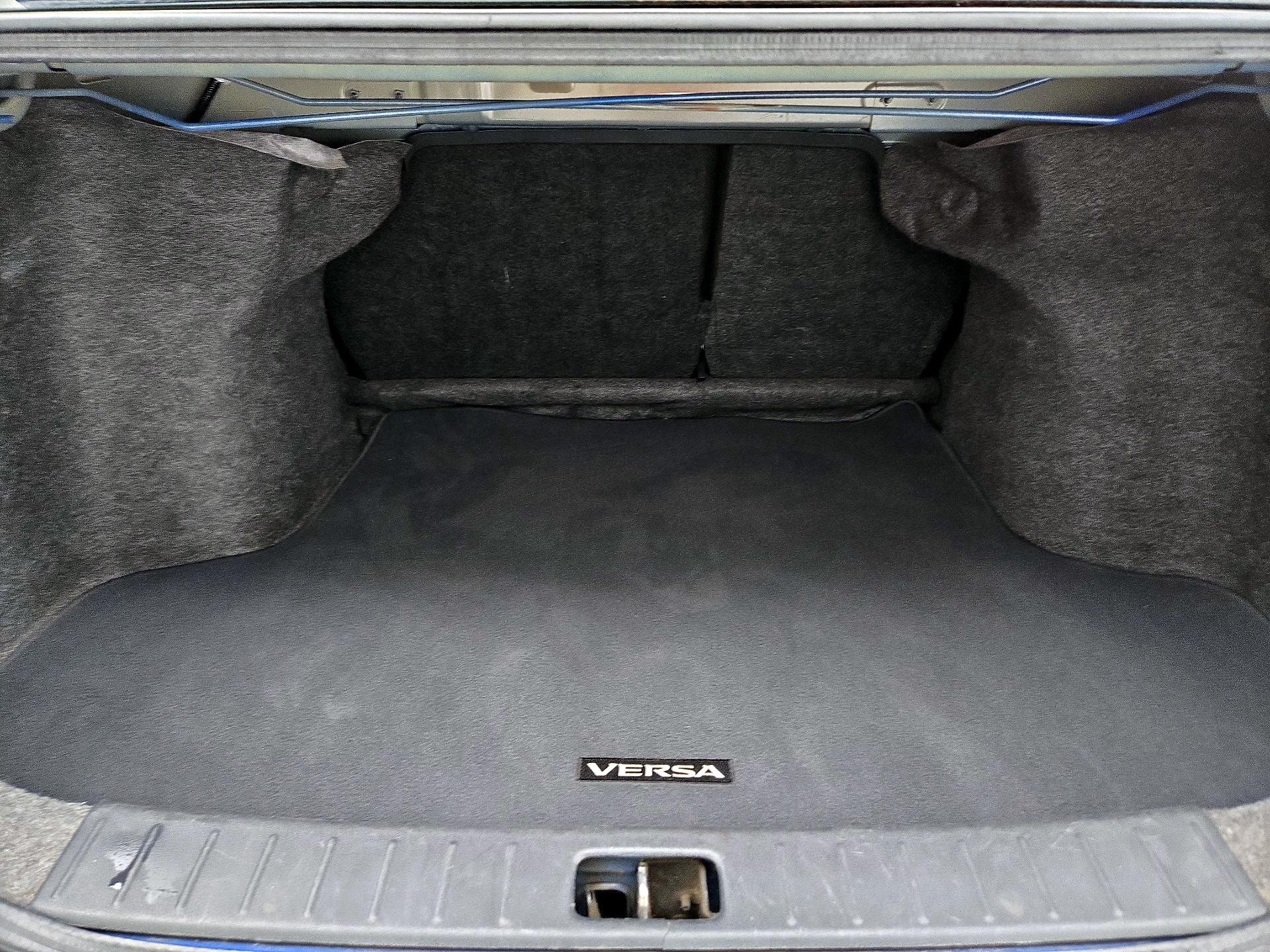Thumbnail: 2016 Nissan Versa - 19