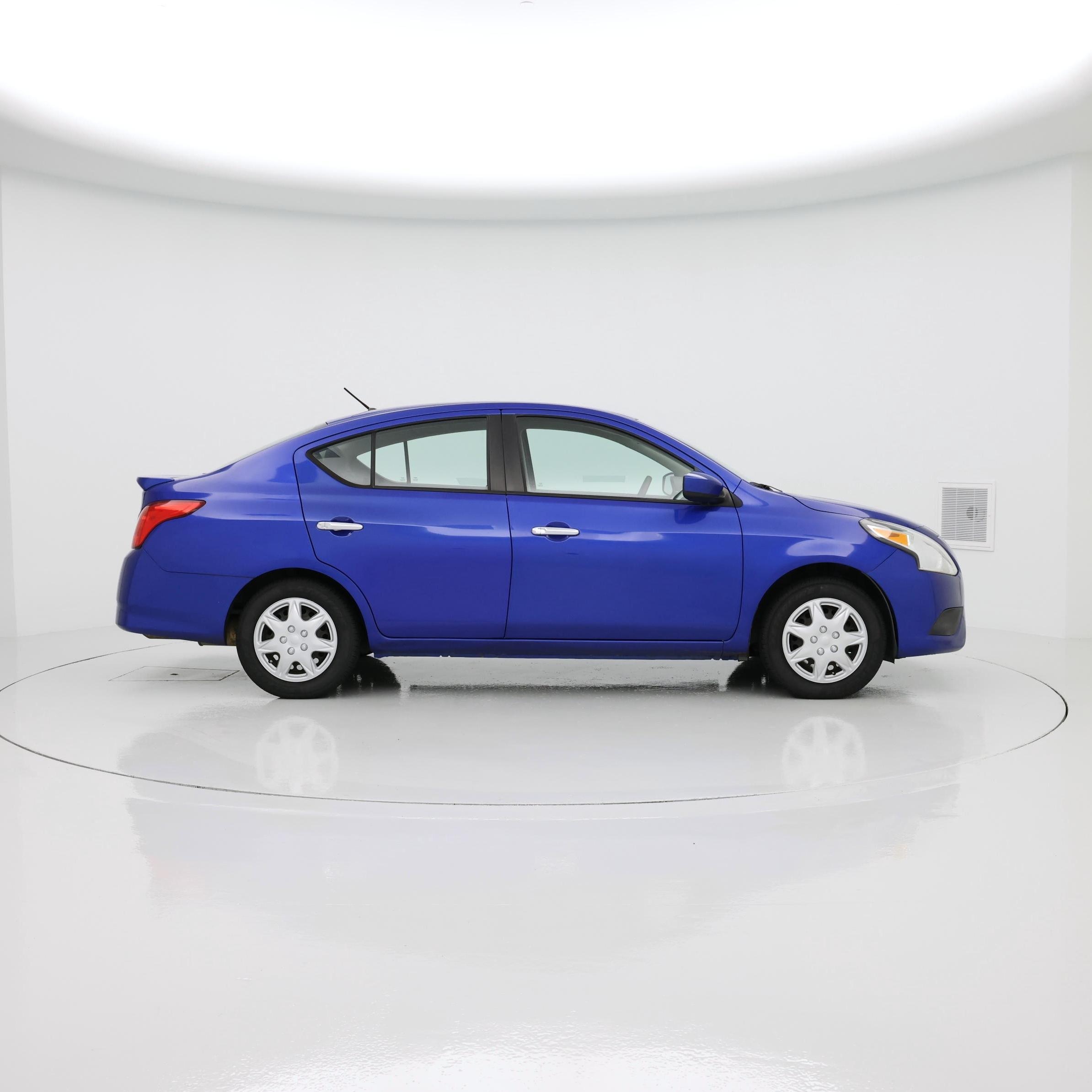 Thumbnail: 2016 Nissan Versa - 7