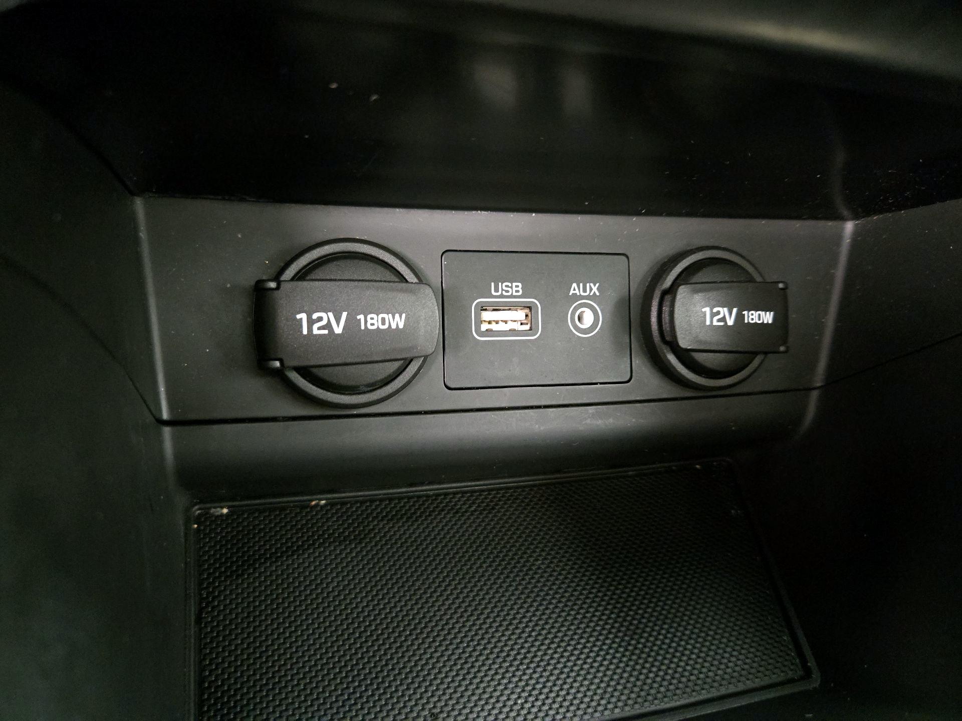 Thumbnail: 2016 Hyundai Sonata - 18