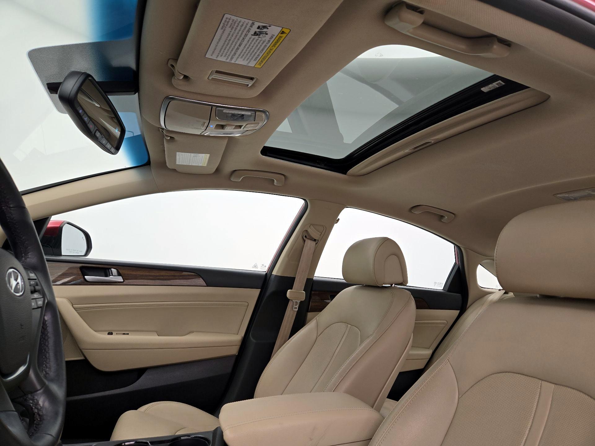 Thumbnail: 2016 Hyundai Sonata - 19