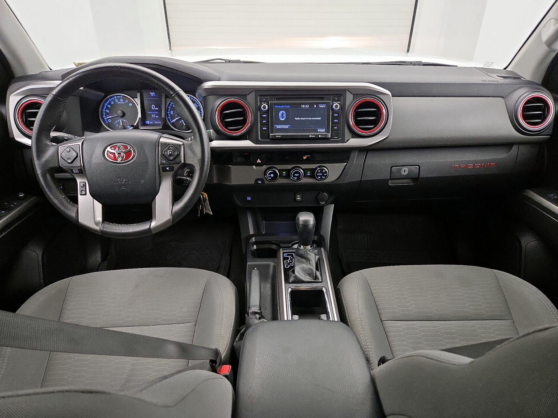 Thumbnail: 2017 Toyota Tacoma - 9