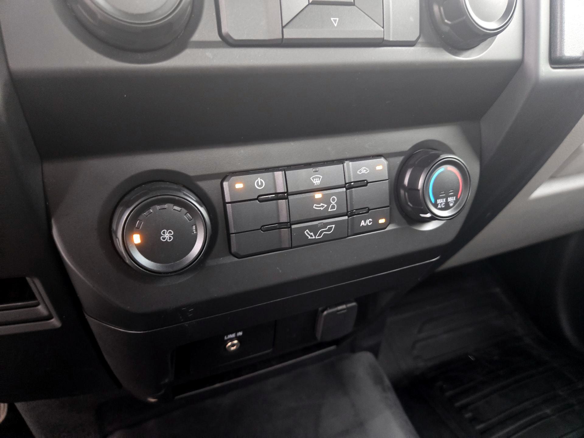 Thumbnail: 2018 Ford F-150 - 16