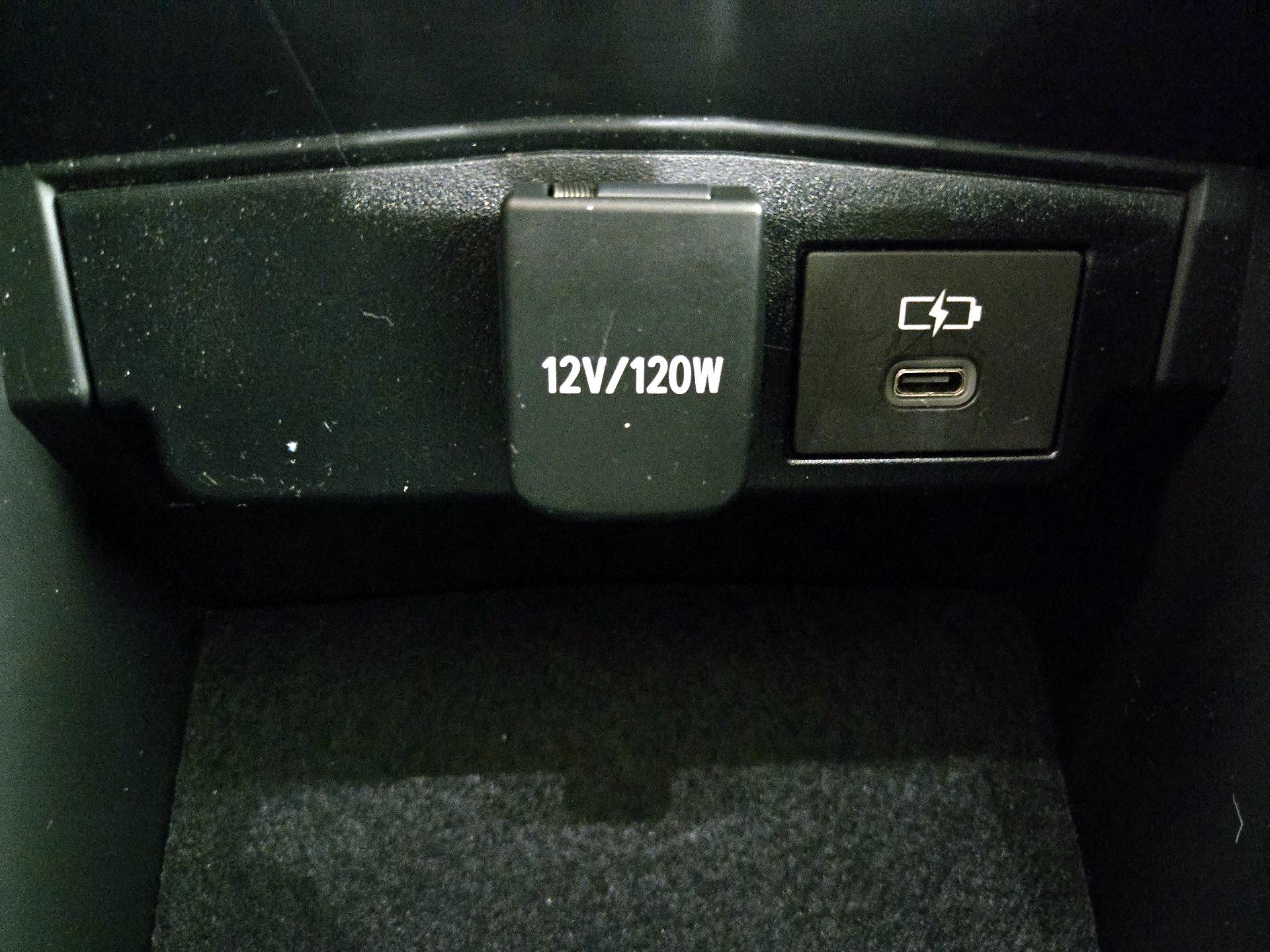 Thumbnail: 2024 Toyota Corolla - 18