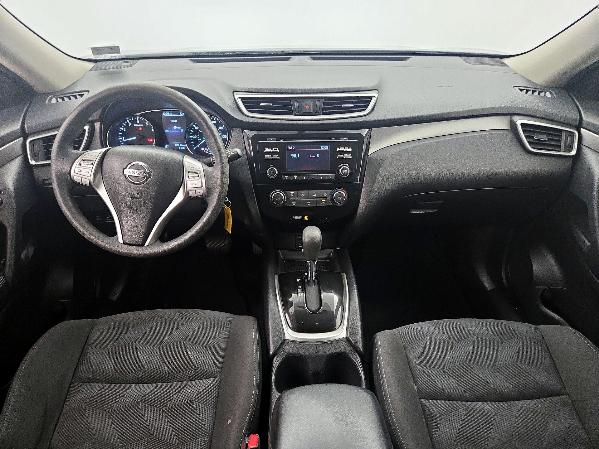 Thumbnail: 2015 Nissan Rogue - 9