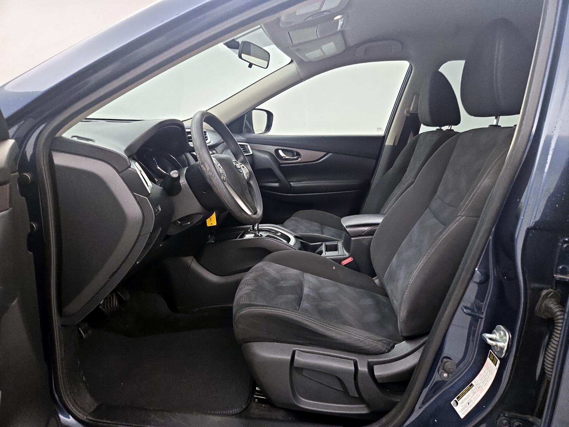 Thumbnail: 2015 Nissan Rogue - 11