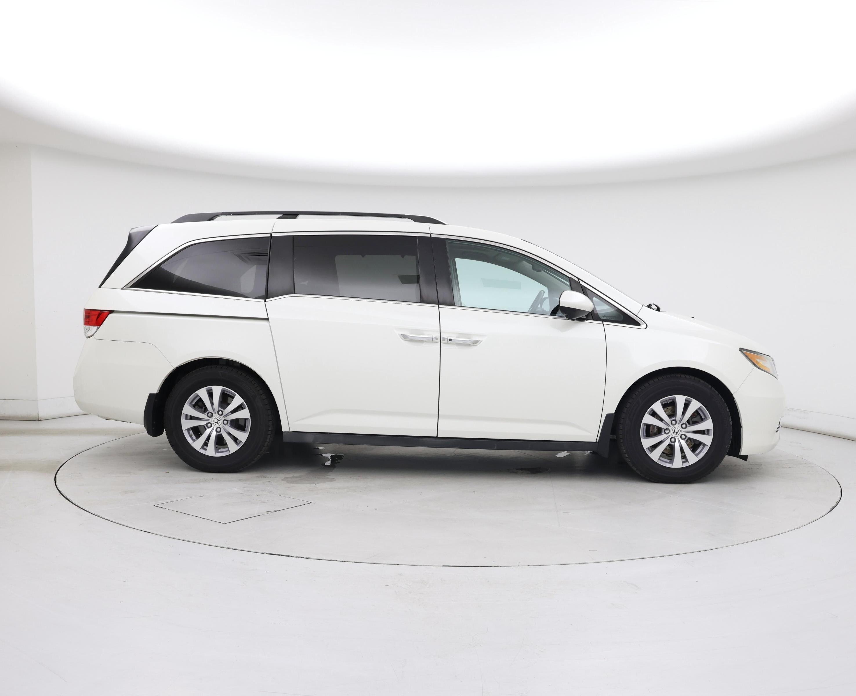 Thumbnail: 2017 Honda Odyssey - 7