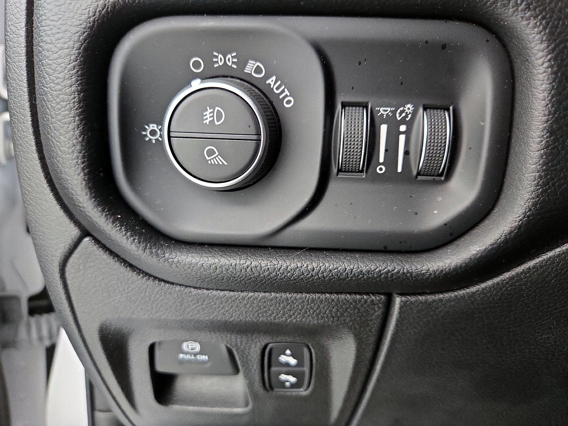 Thumbnail: 2022 RAM 1500 - 13
