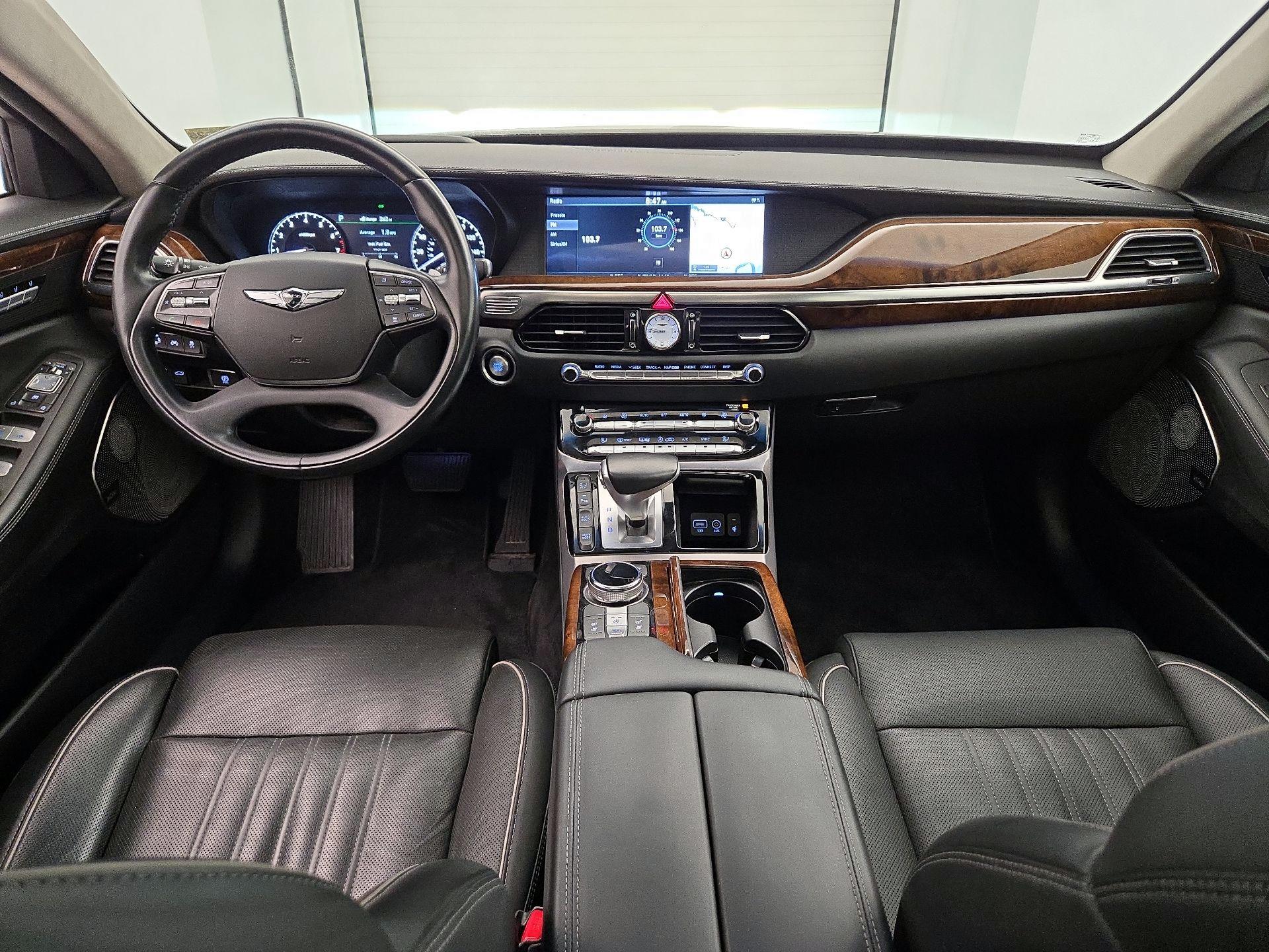 Thumbnail: 2019 Genesis G90 - 9