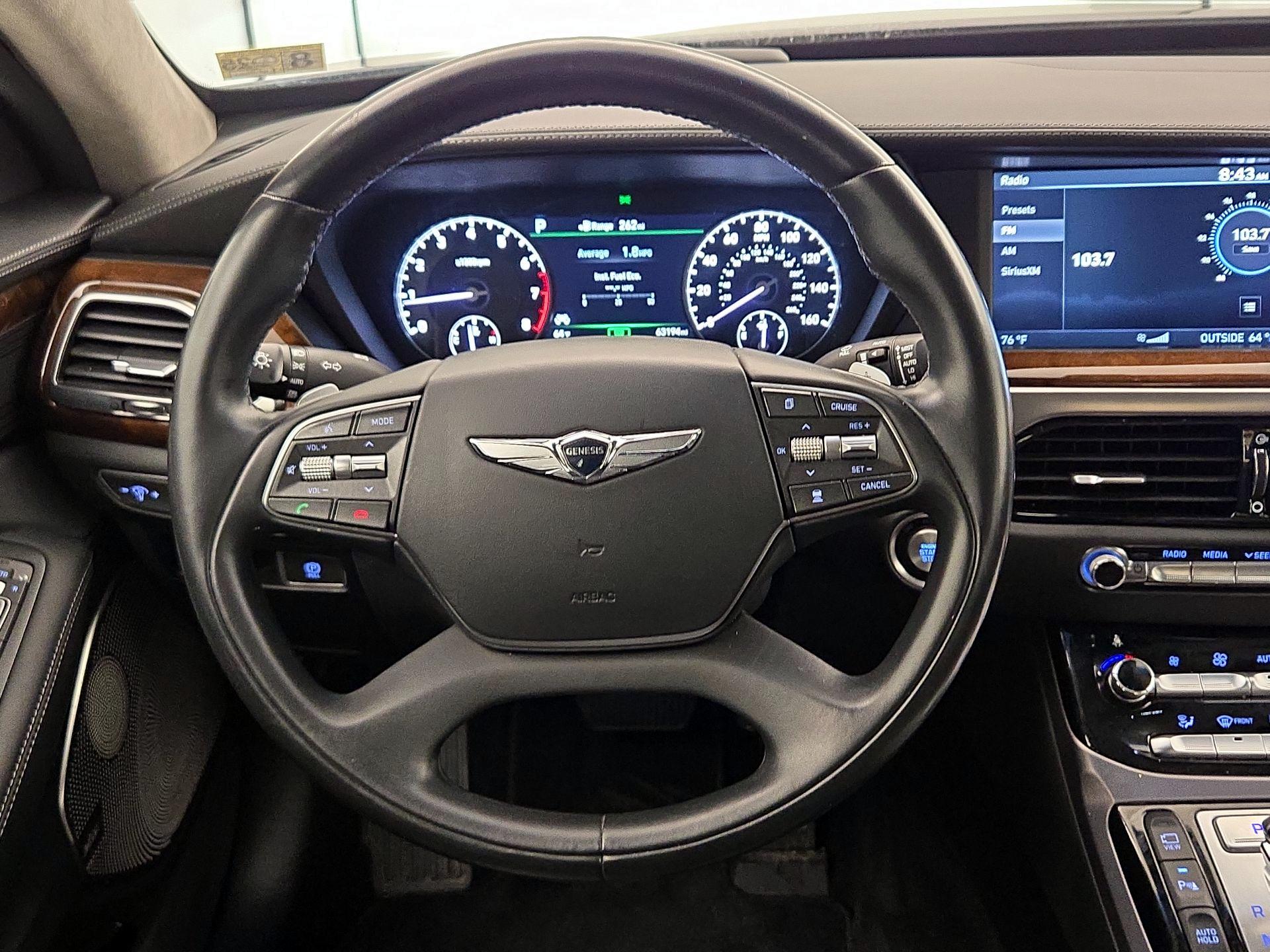 Thumbnail: 2019 Genesis G90 - 10