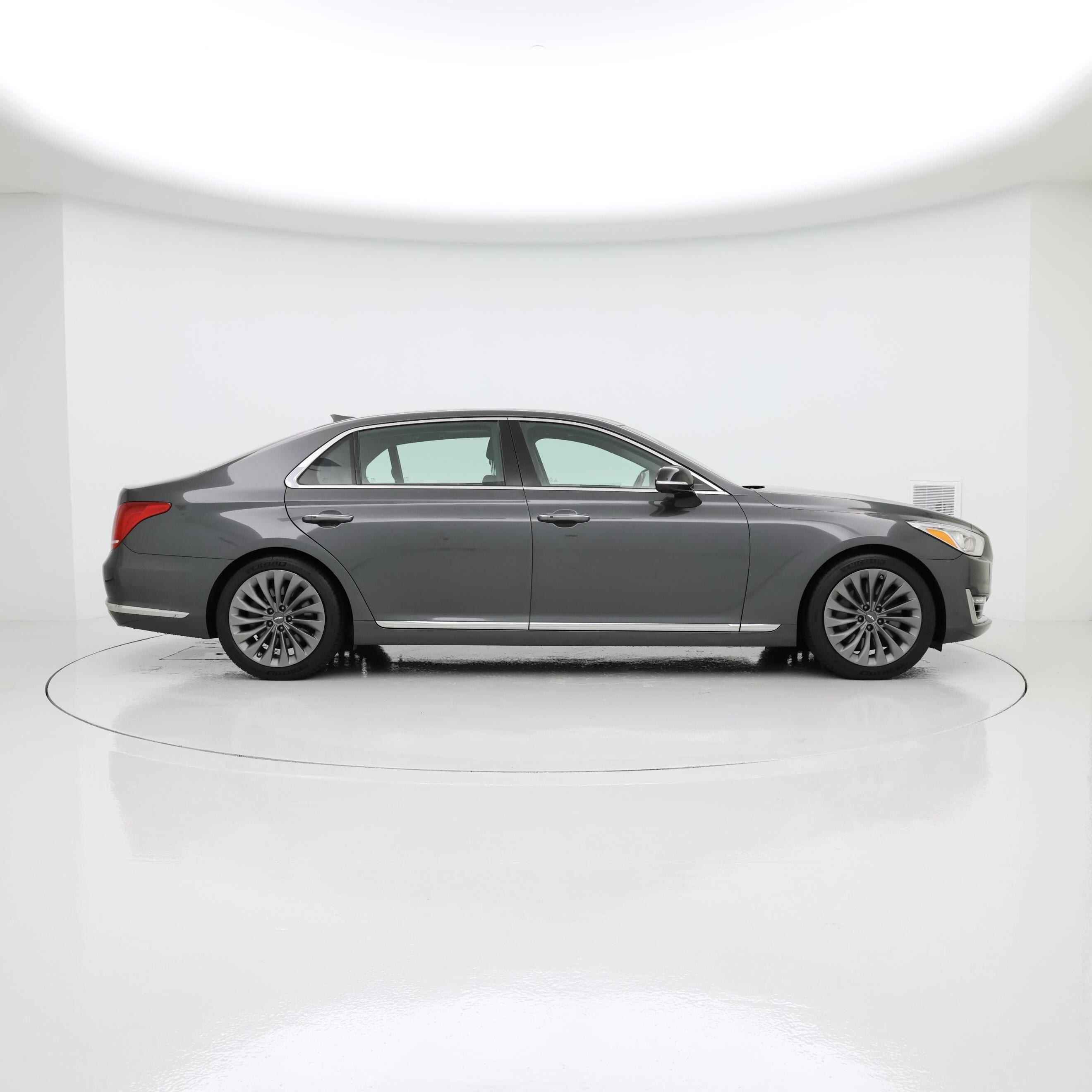 Thumbnail: 2019 Genesis G90 - 7