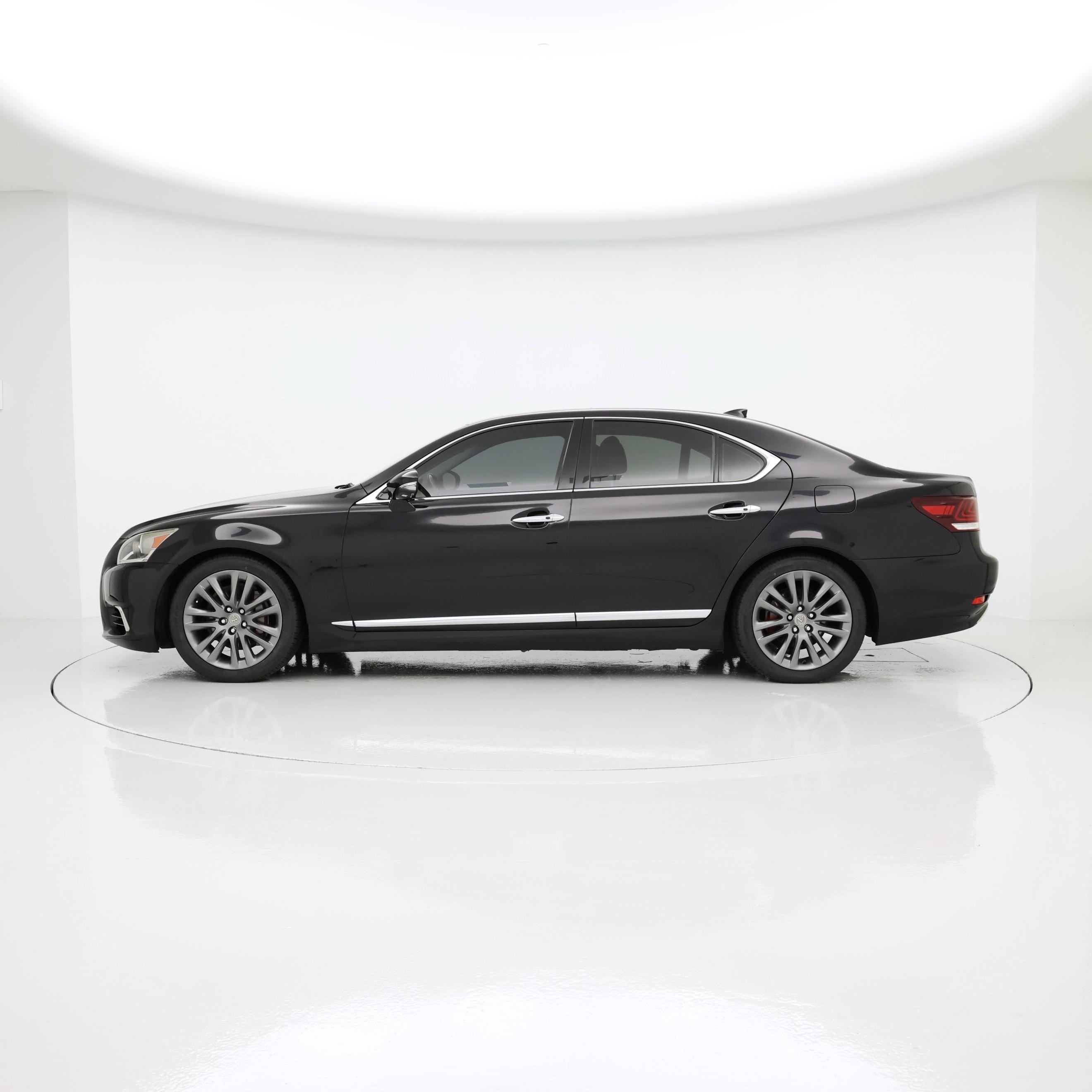 Thumbnail: 2017 Lexus LS - 3