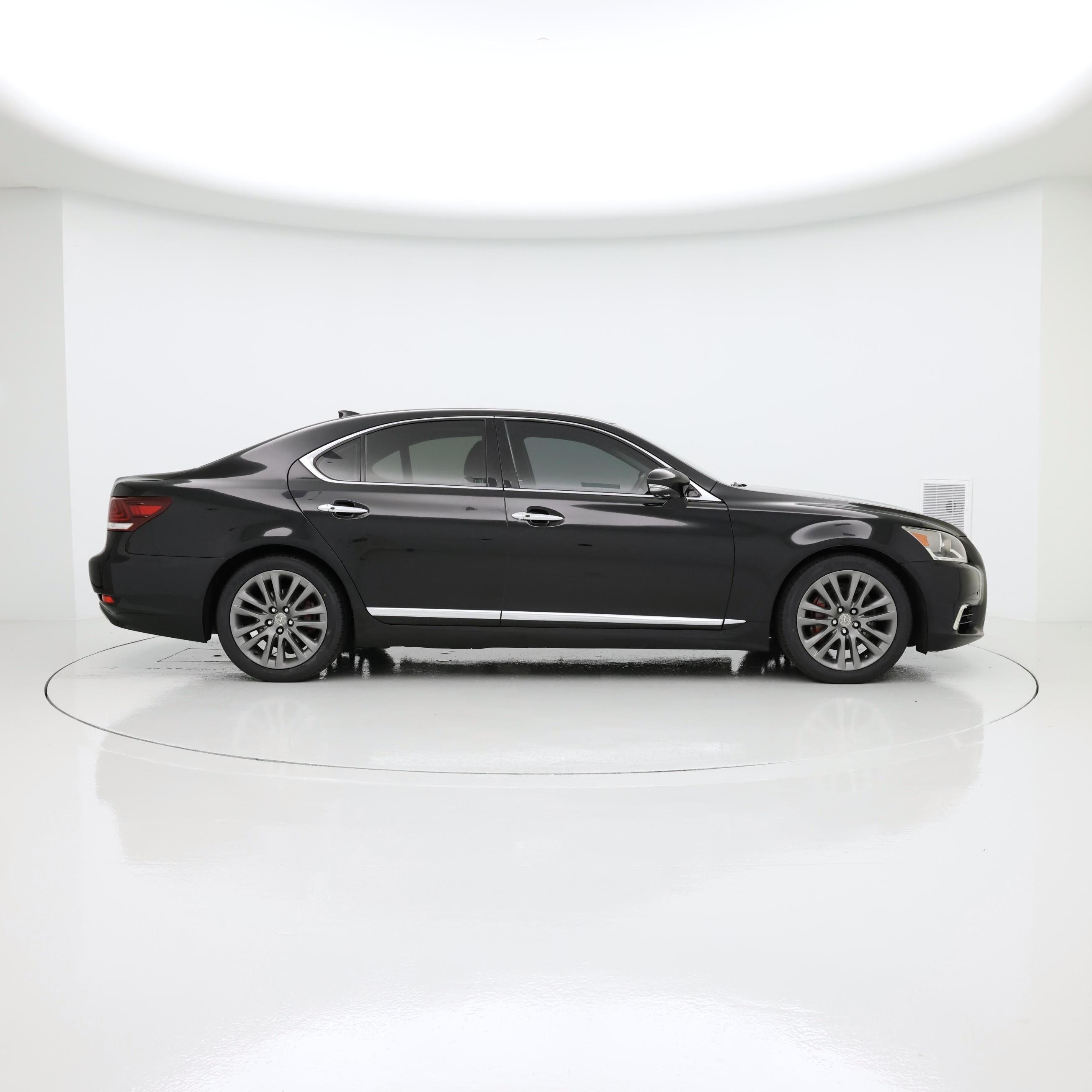 Thumbnail: 2017 Lexus LS - 7