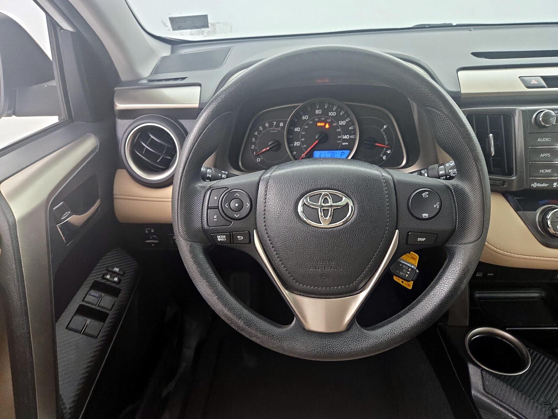 Thumbnail: 2015 Toyota RAV4 - 10