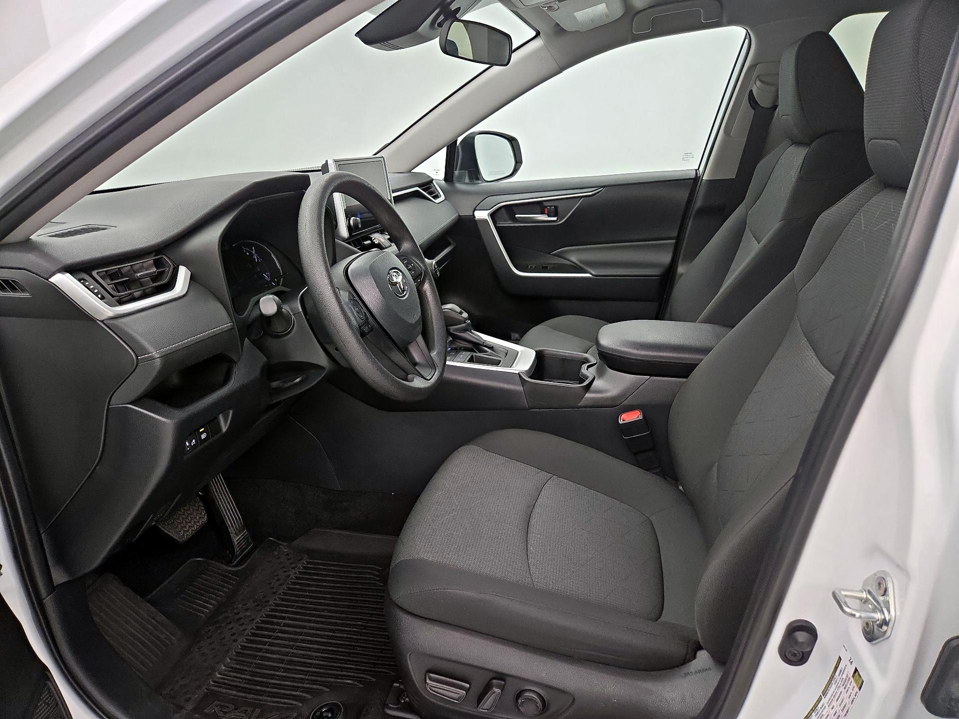 Thumbnail: 2024 Toyota RAV4 - 11
