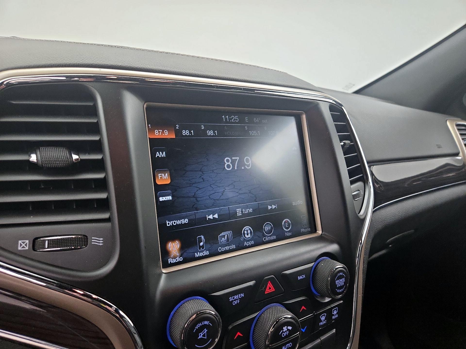 Thumbnail: 2014 Jeep Grand Cherokee - 16