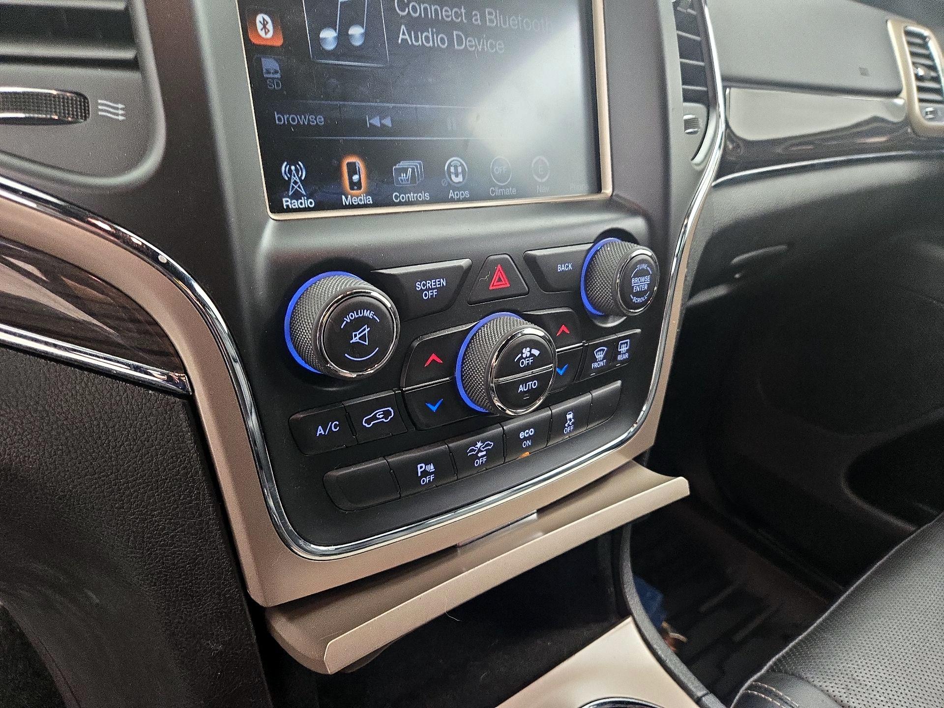 Thumbnail: 2014 Jeep Grand Cherokee - 17