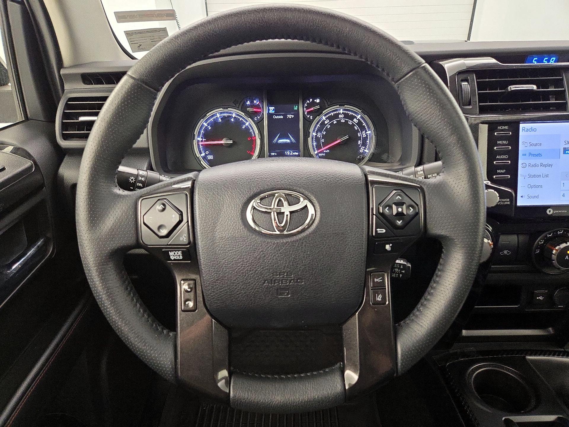 Thumbnail: 2022 Toyota 4Runner - 10