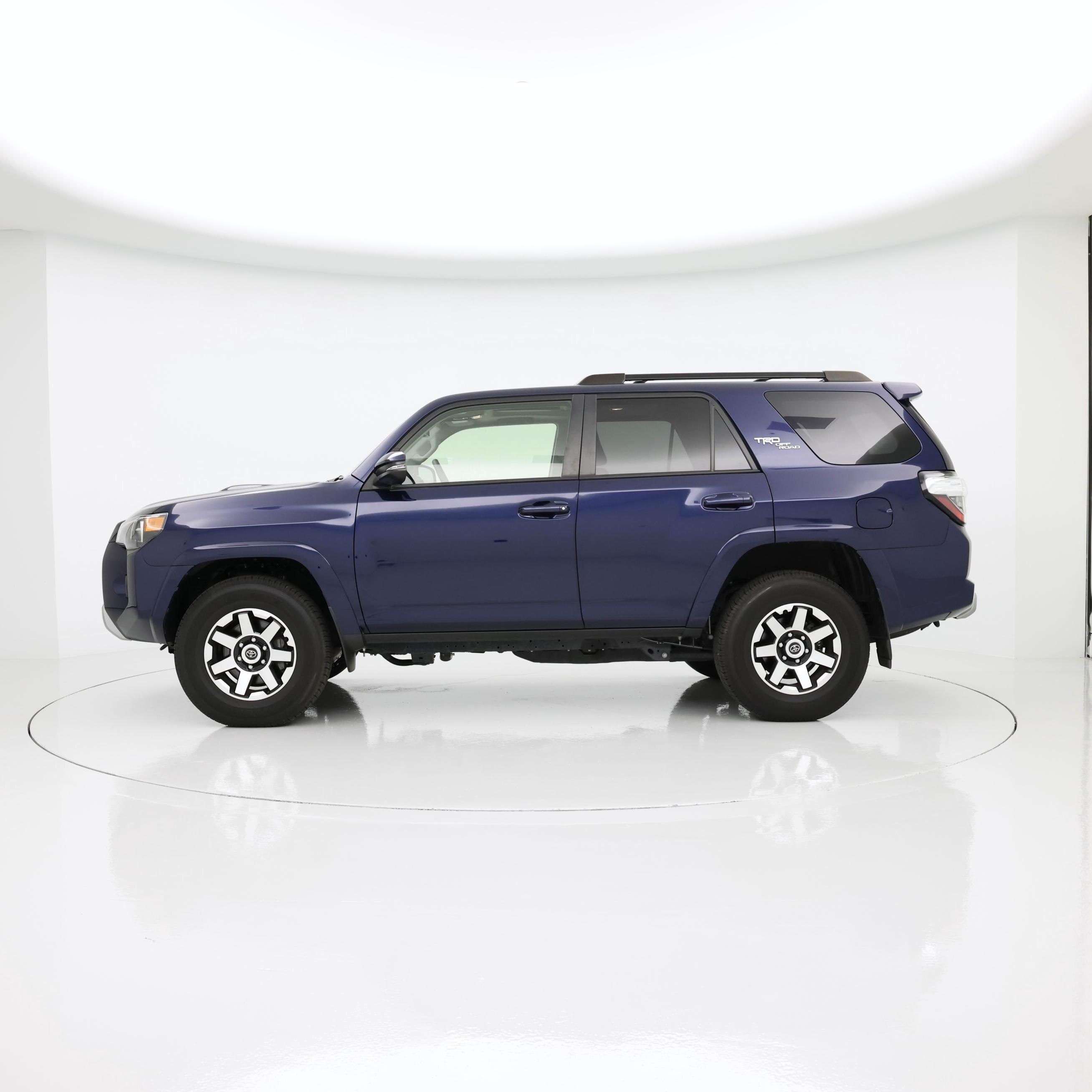 Thumbnail: 2022 Toyota 4Runner - 3