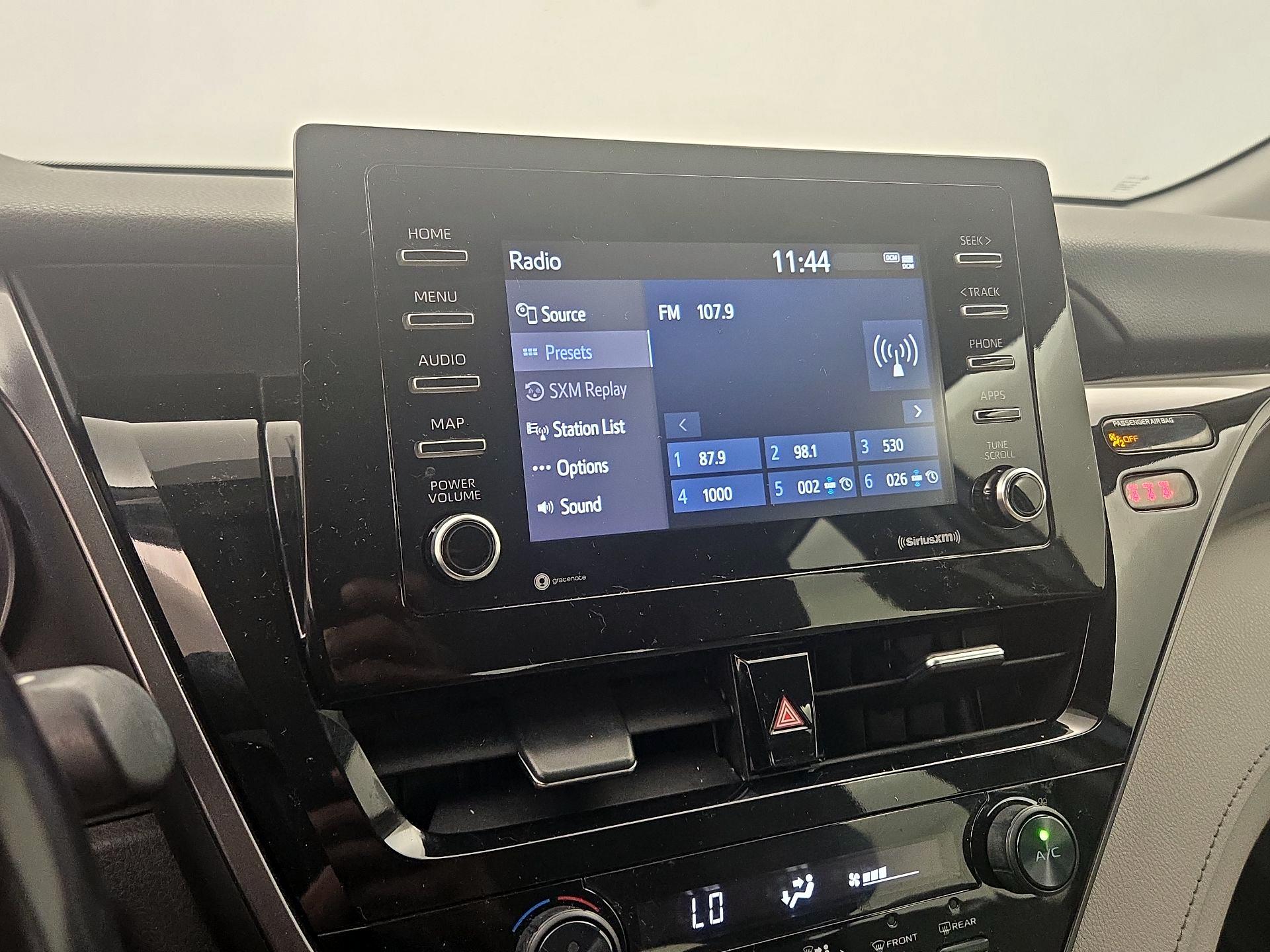 Thumbnail: 2021 Toyota Camry - 15