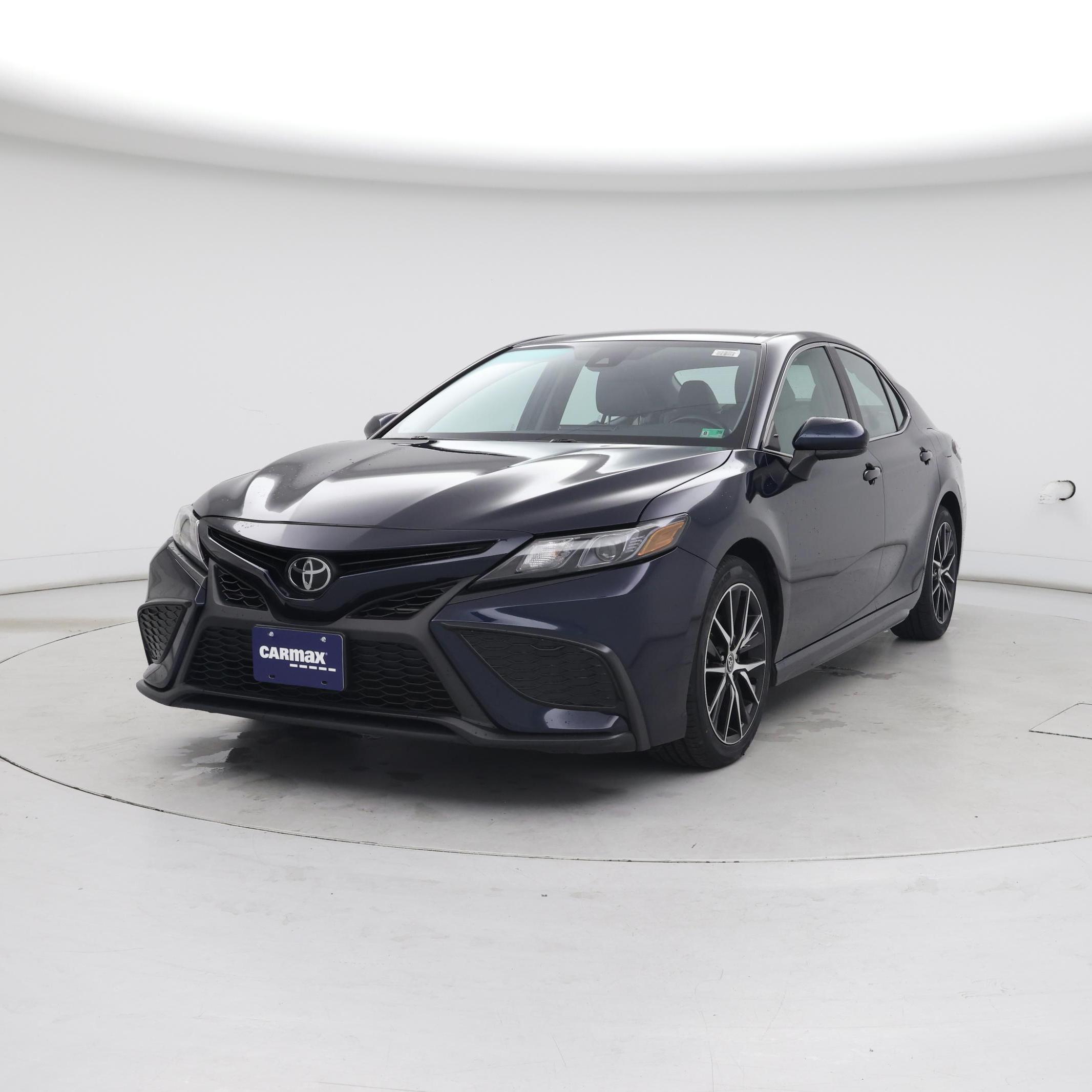 Thumbnail: 2021 Toyota Camry - 4