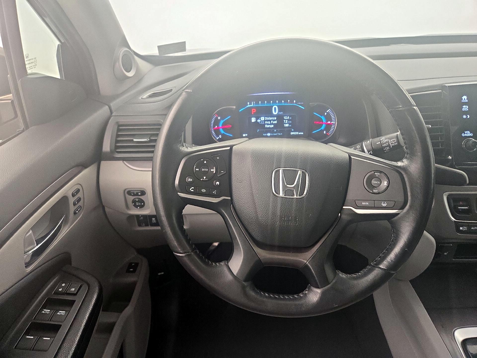 Thumbnail: 2019 Honda Pilot - 10