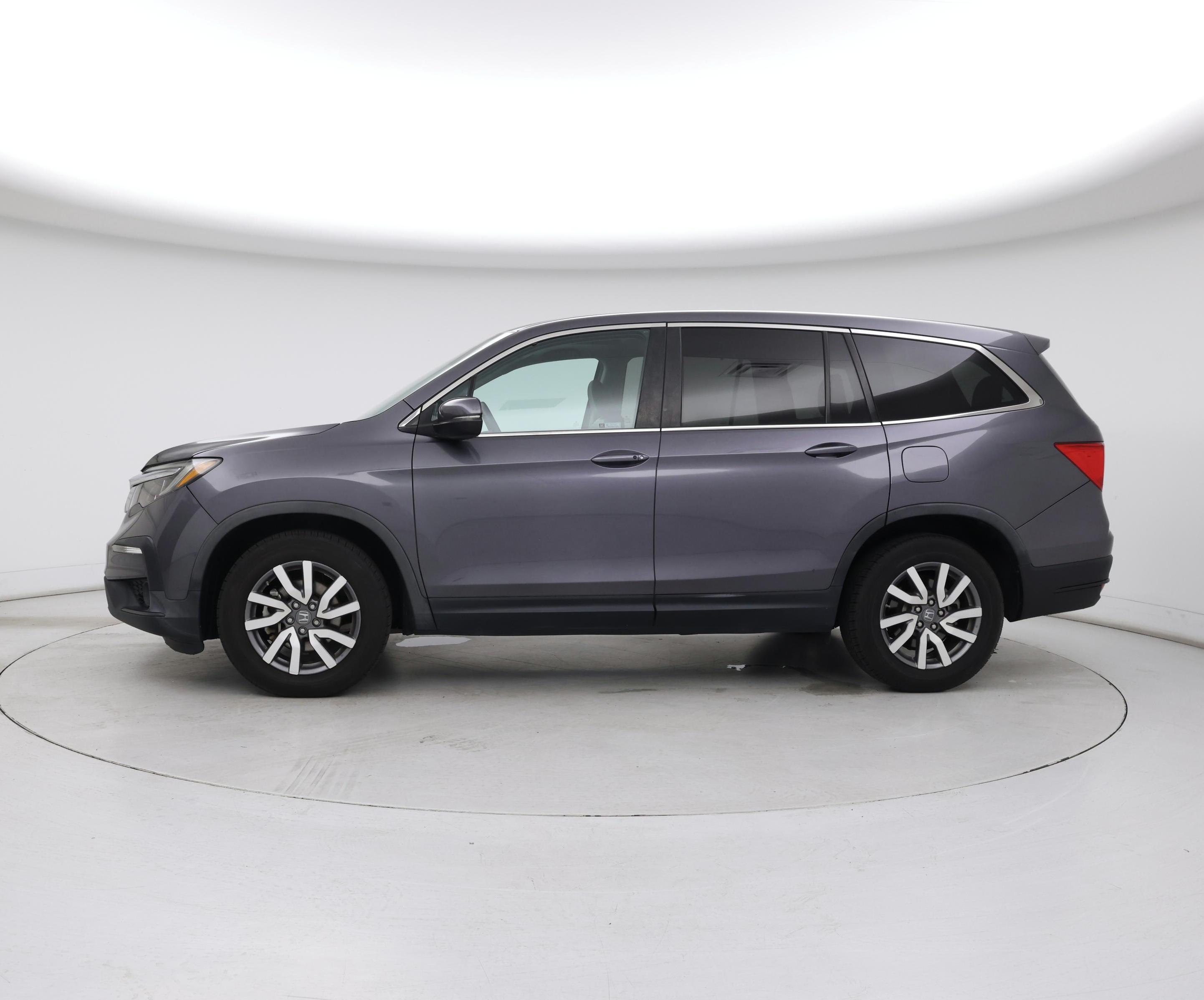 Thumbnail: 2019 Honda Pilot - 3